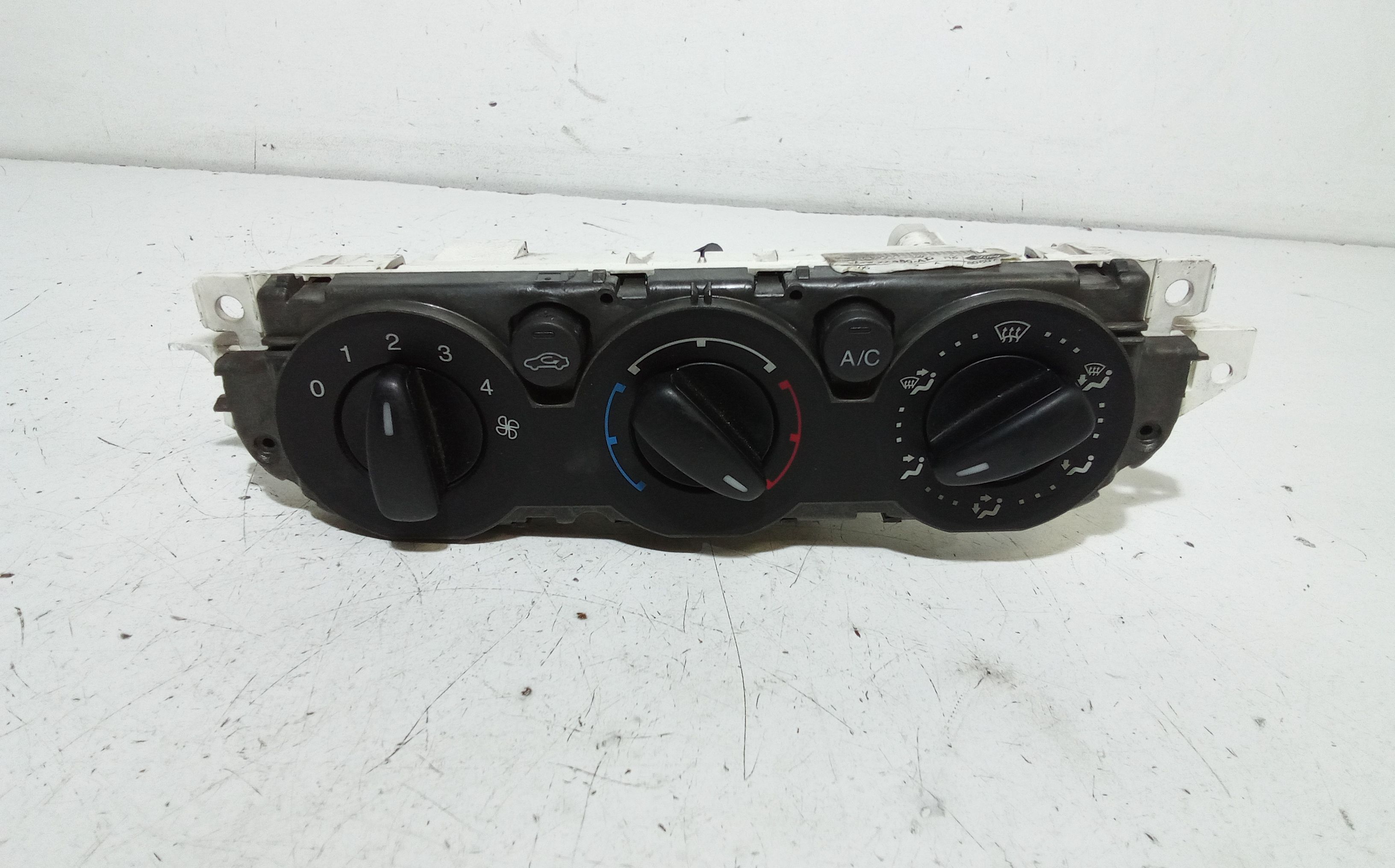 Comandi Clima FORD Focus C-Max Serie (03>07)