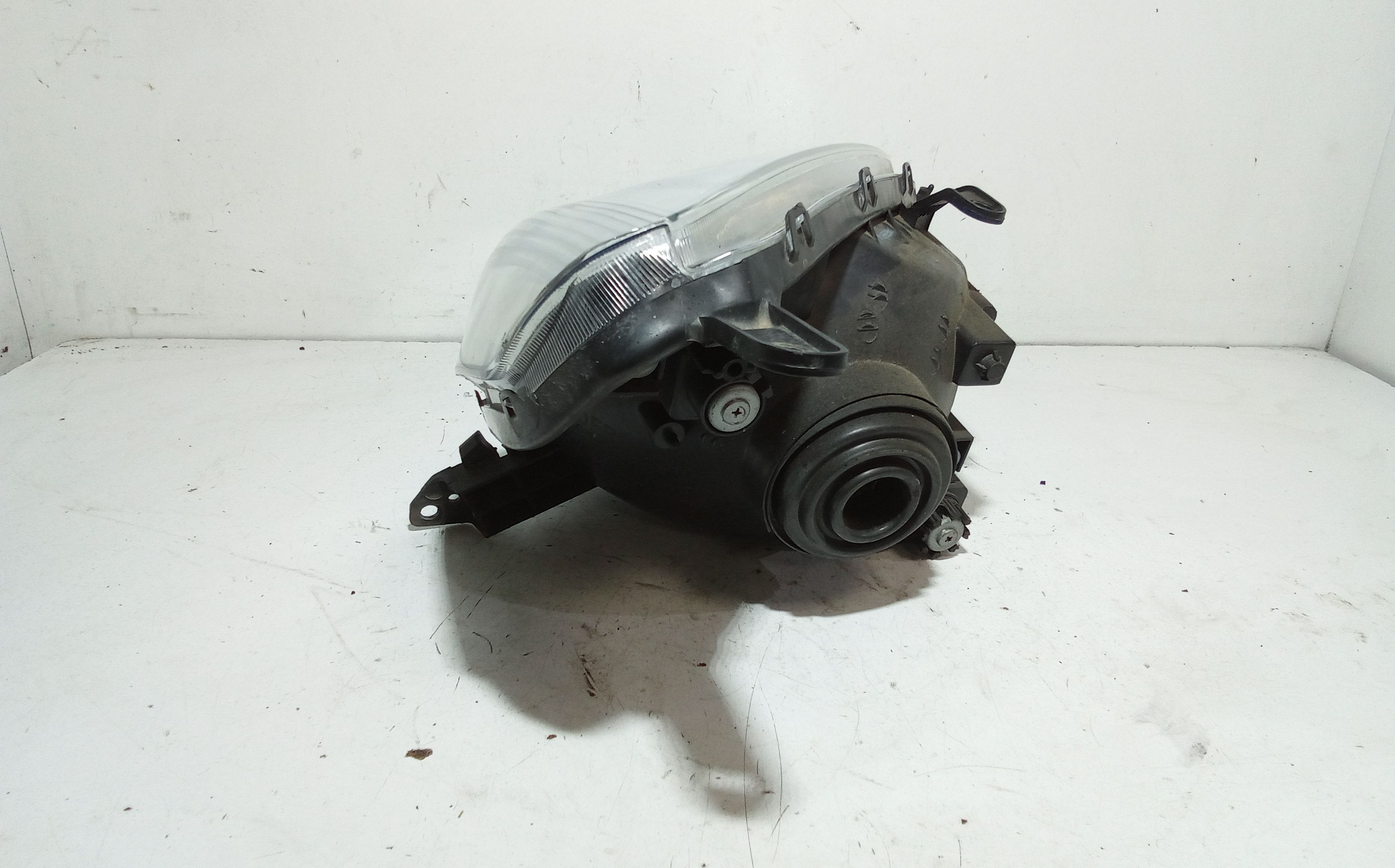 Faro anteriore Sinistro Guida TOYOTA Rav4 2 Serie