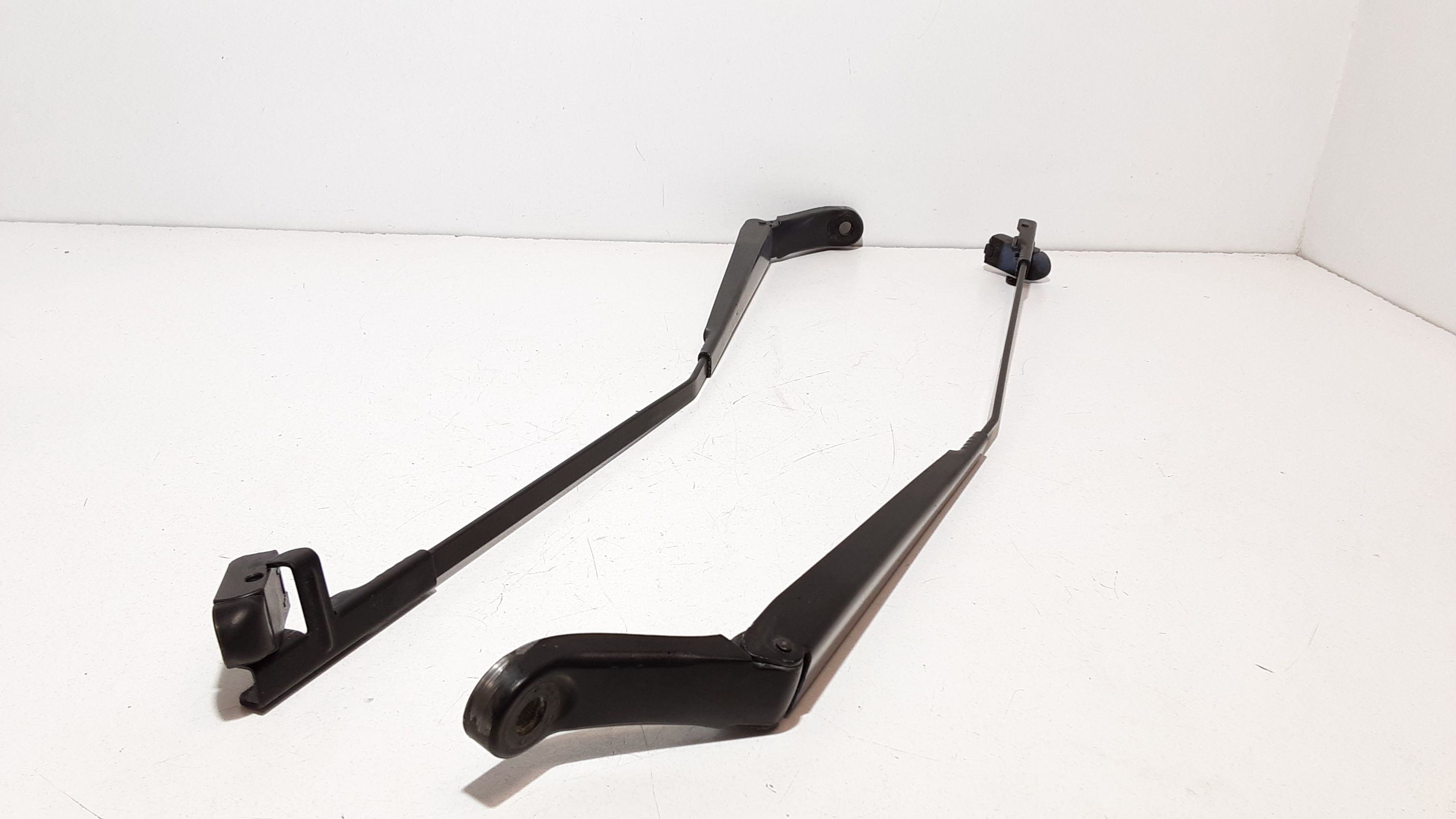 Bracci Tergi ant. PEUGEOT 407 S. Wagon