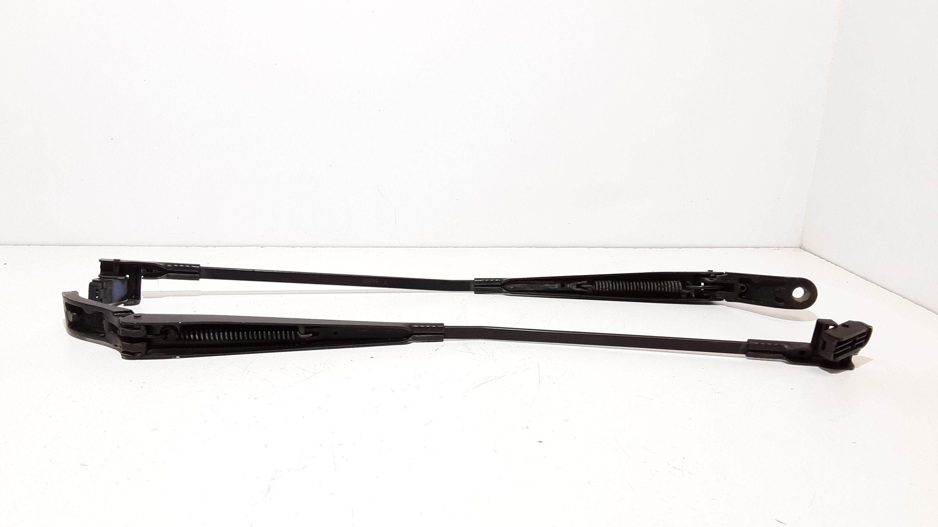 Bracci Tergi ant. PEUGEOT 407 S. Wagon