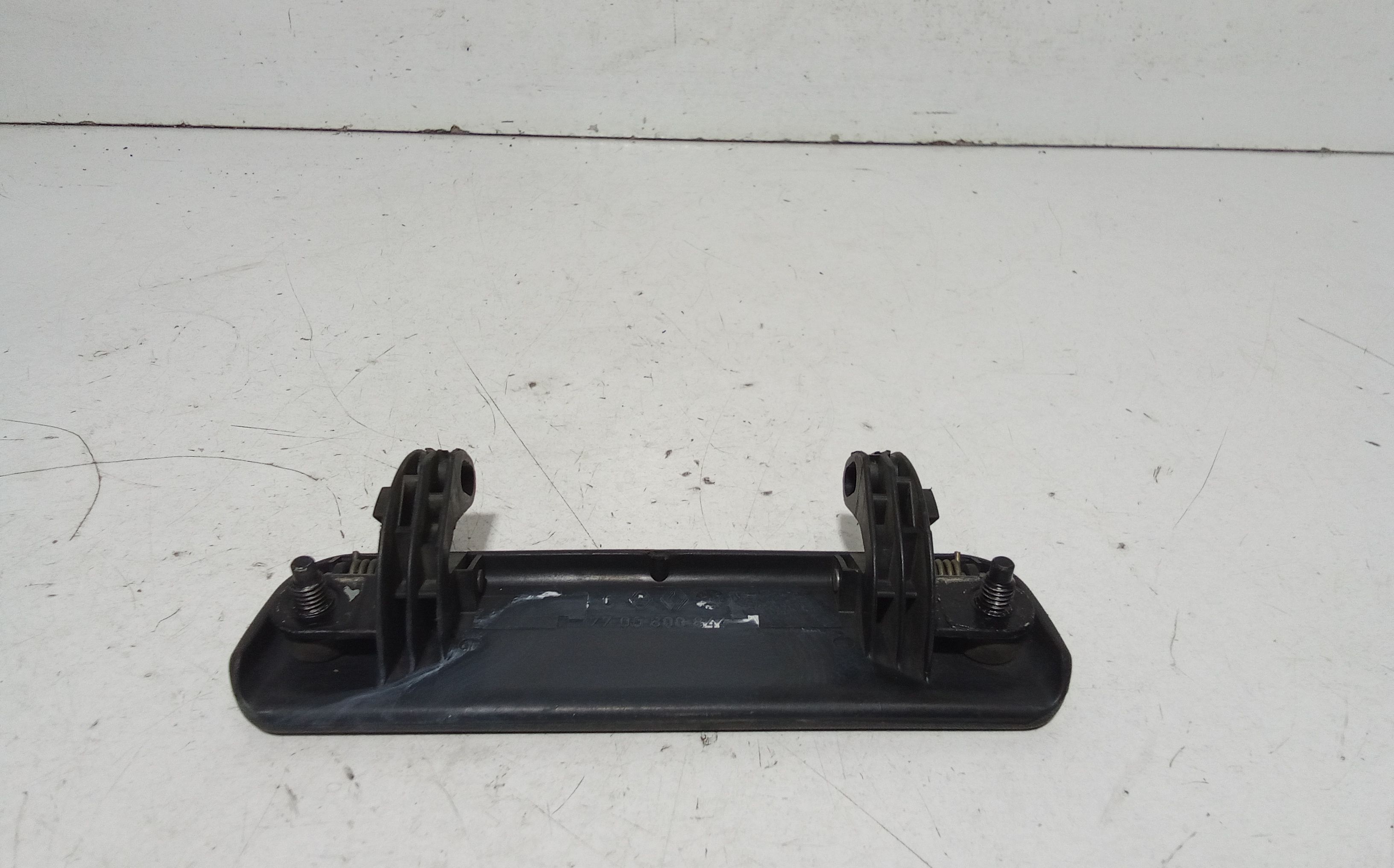 Maniglia esterna Posteriore Destra RENAULT Clio Serie (90>93)