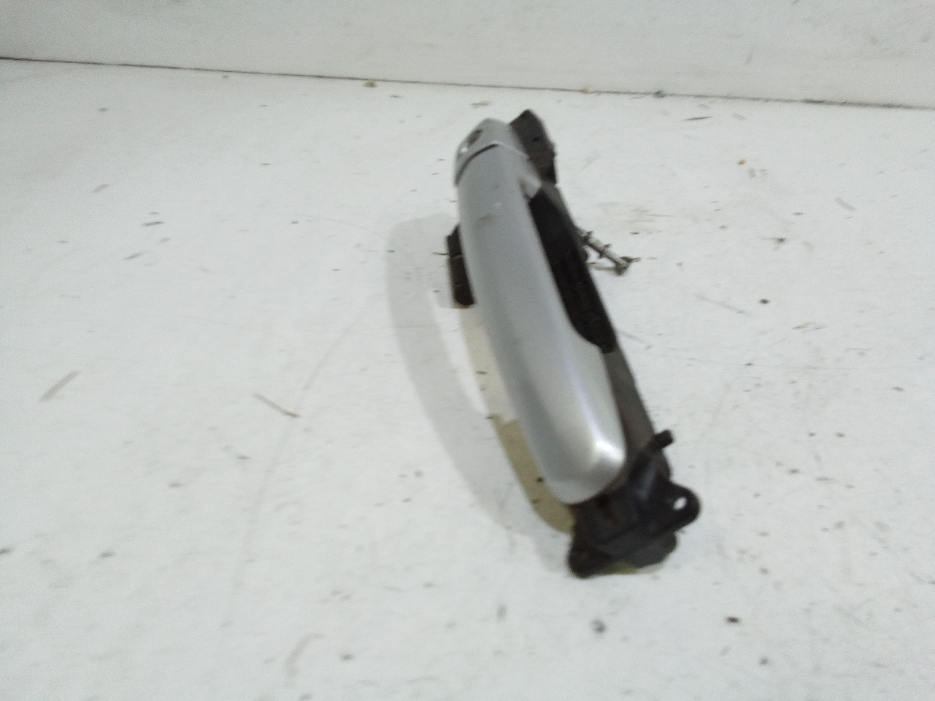 Maniglia esterna Anteriore Sinistra SUZUKI Swift 4 Serie (04>10)