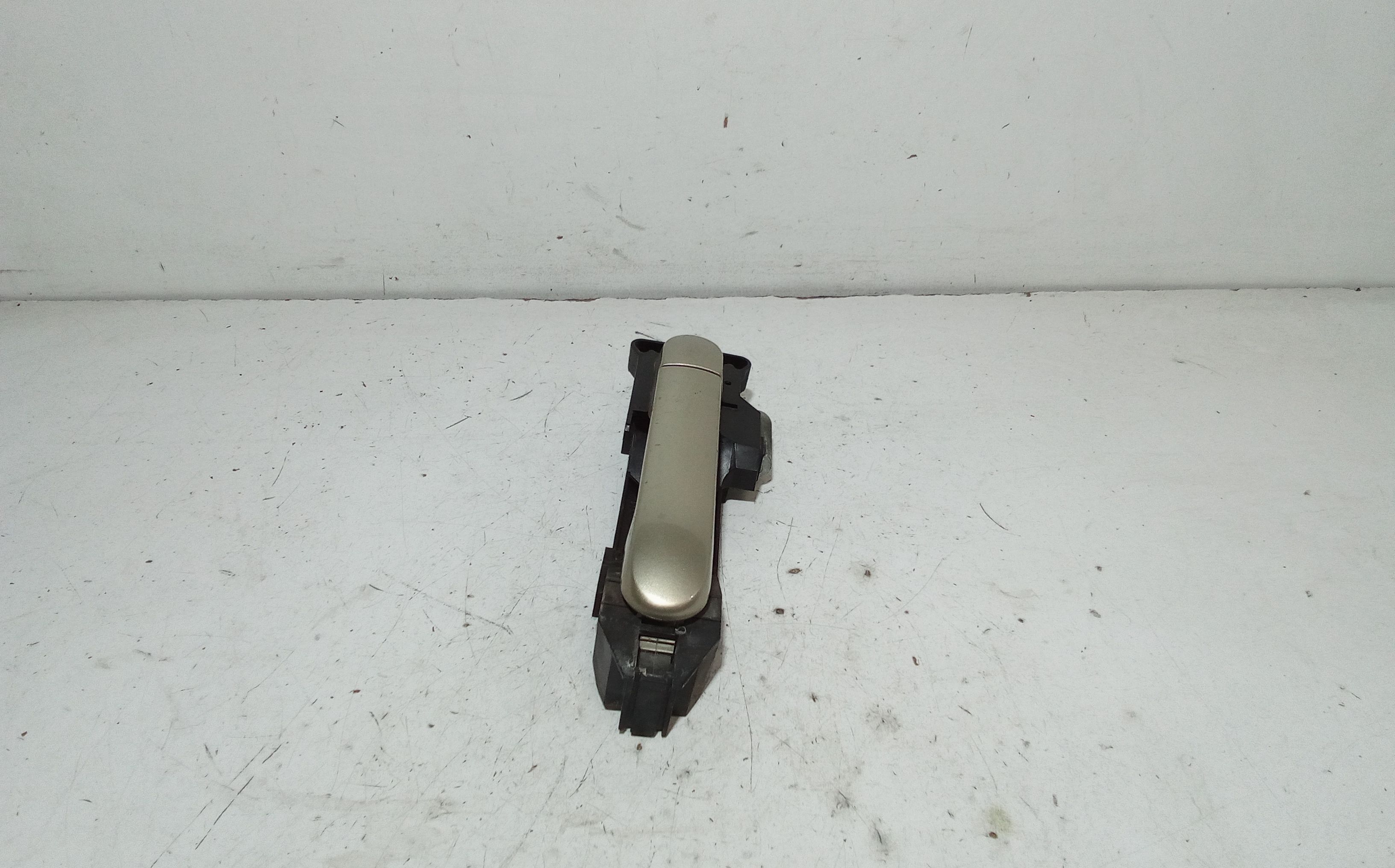 Maniglia esterna Anteriore Destra NISSAN Micra 4 Serie