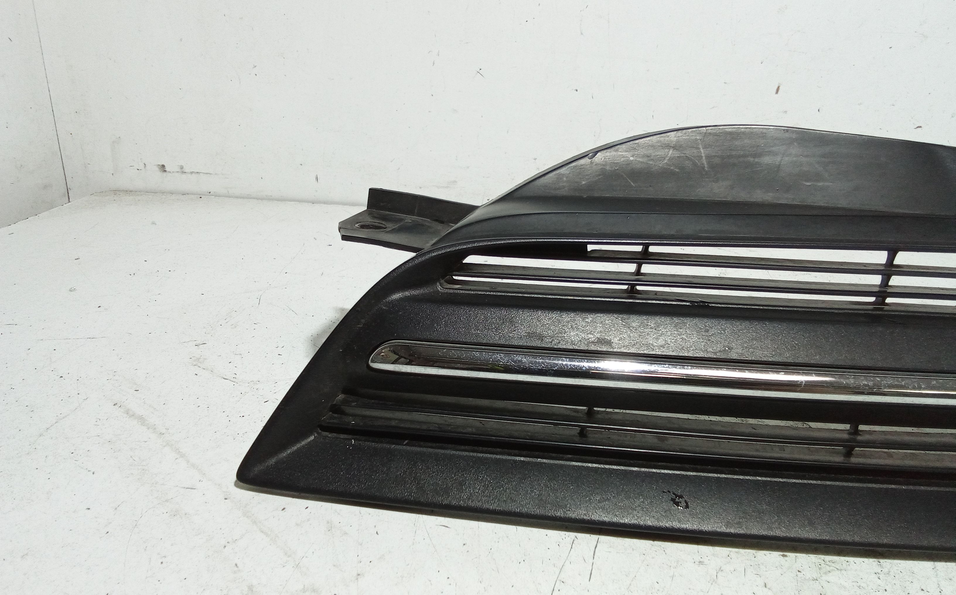 Griglia Anteriore NISSAN Micra 4 Serie