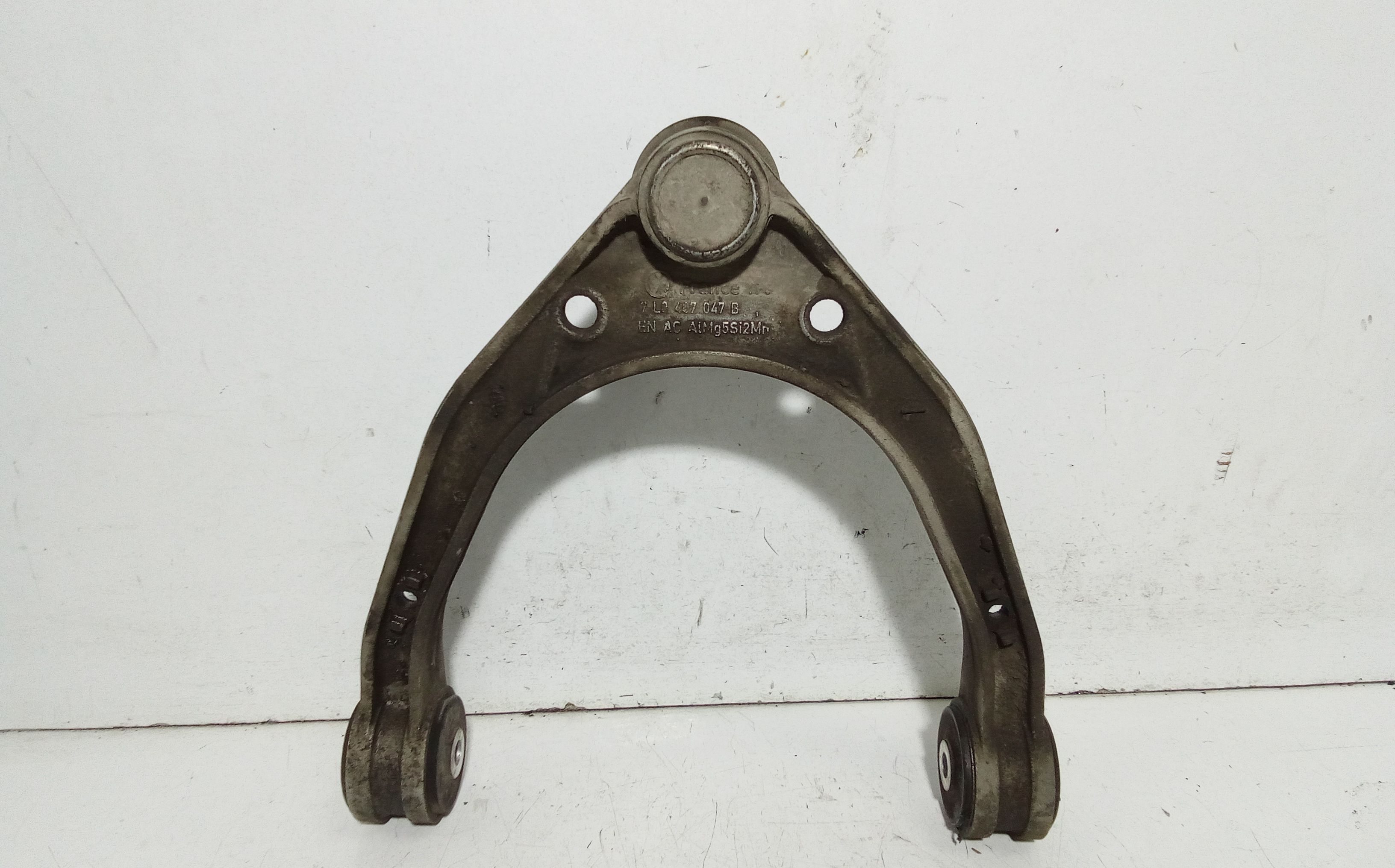 Braccio Oscillante anteriore destro VOLKSWAGEN Touareg 1 Serie