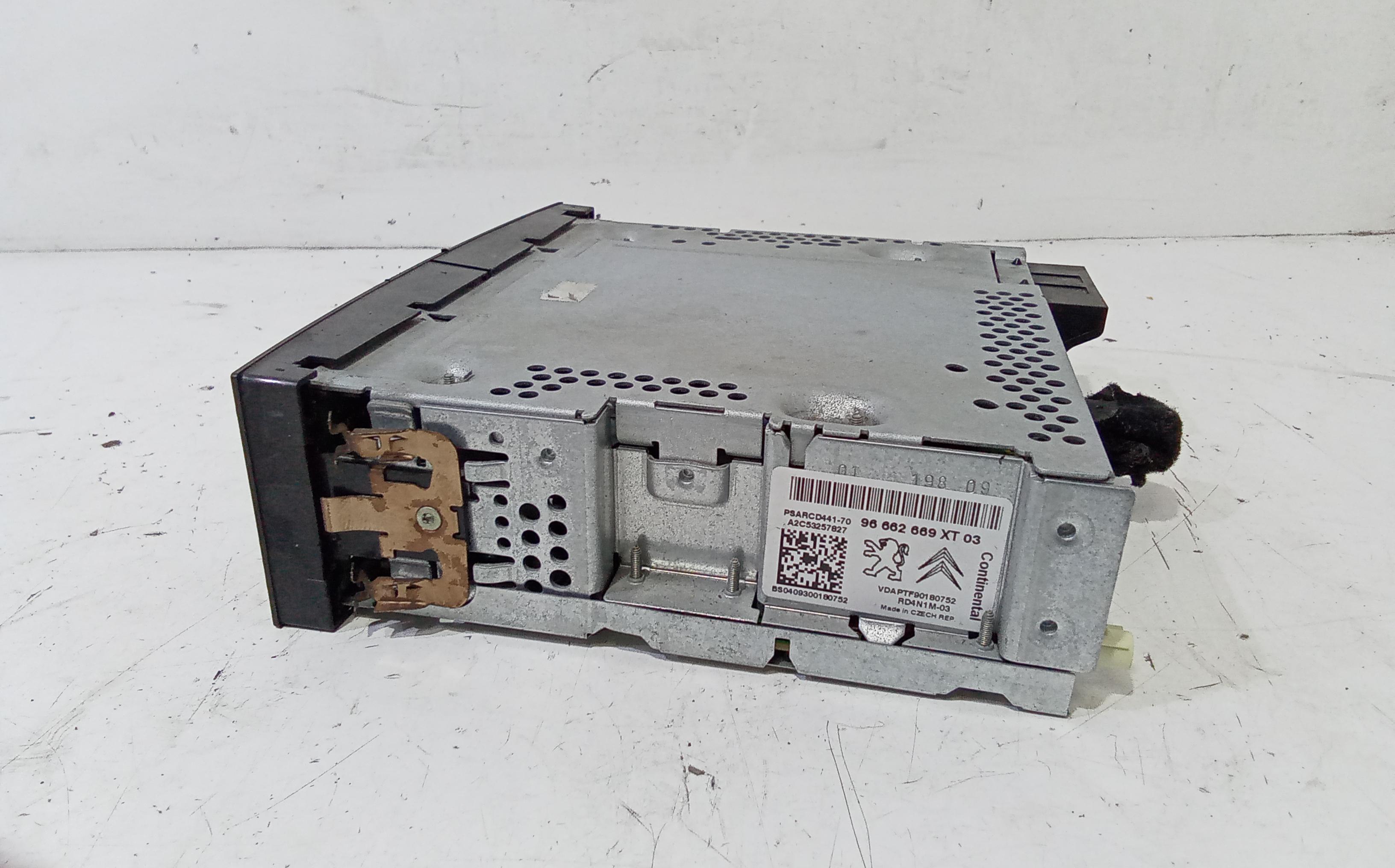 Autoradio MP3 PEUGEOT 207 1 Serie