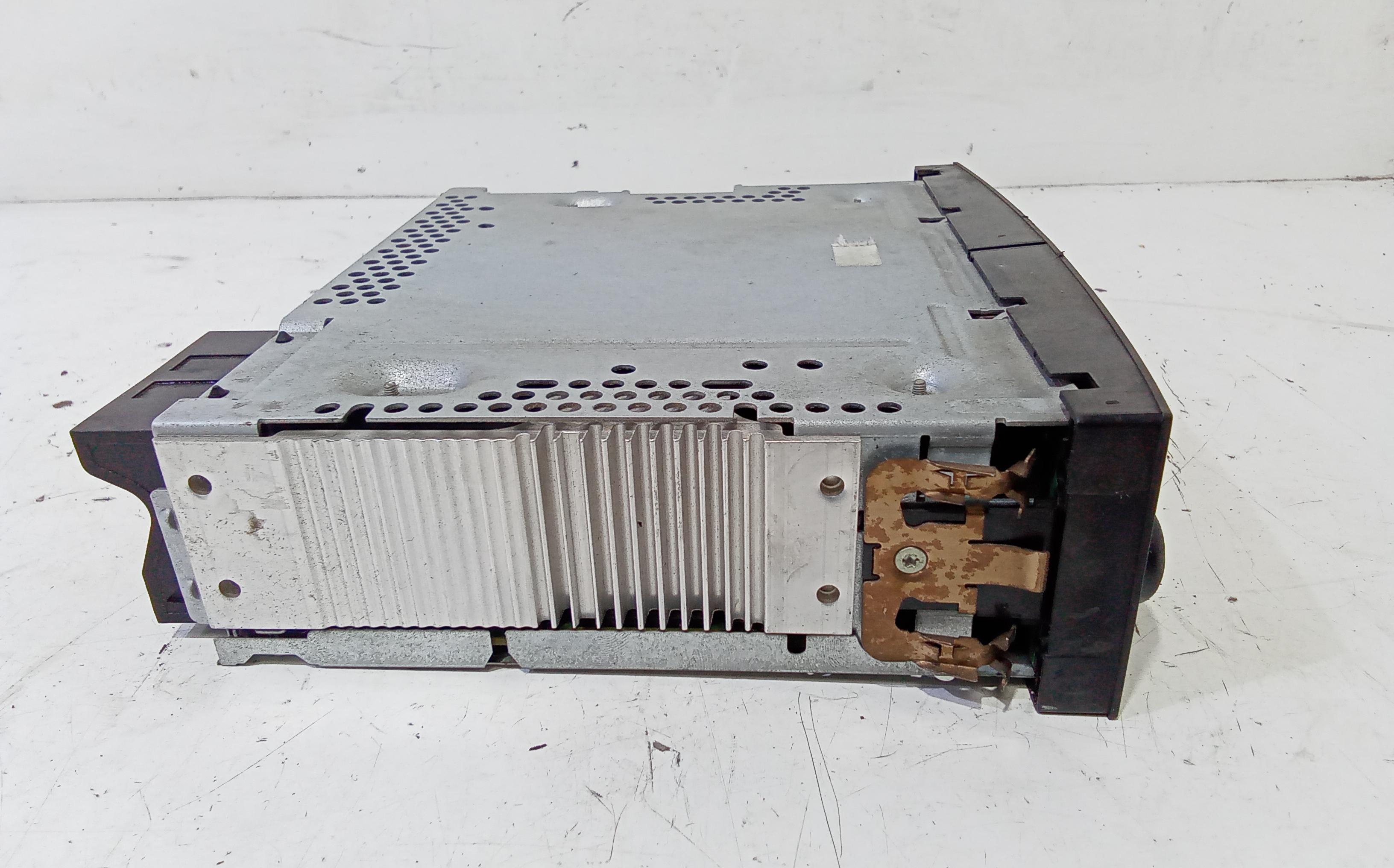 Autoradio MP3 PEUGEOT 207 1 Serie