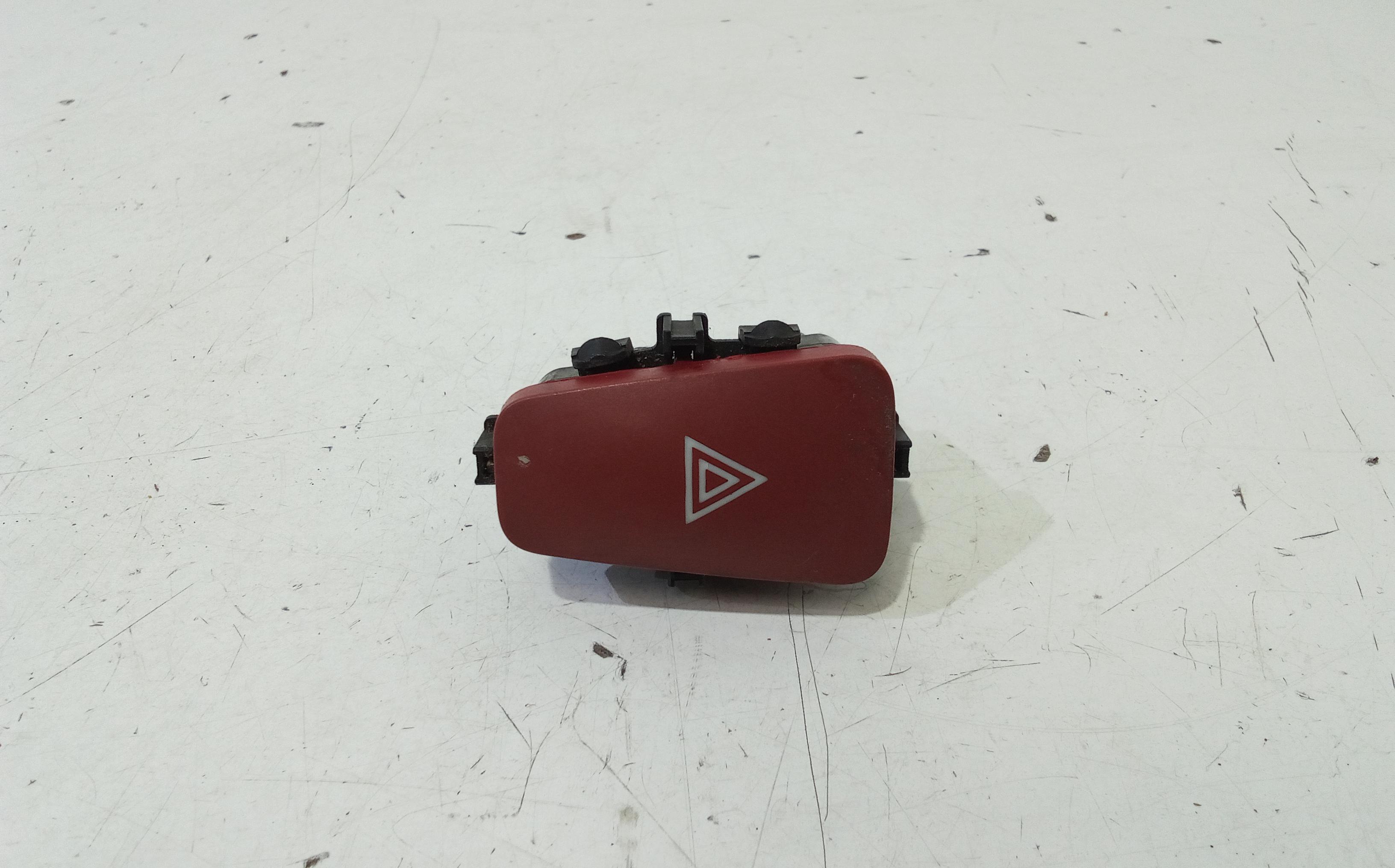 Pulsante luci di emergenza FIAT Croma 2 Serie