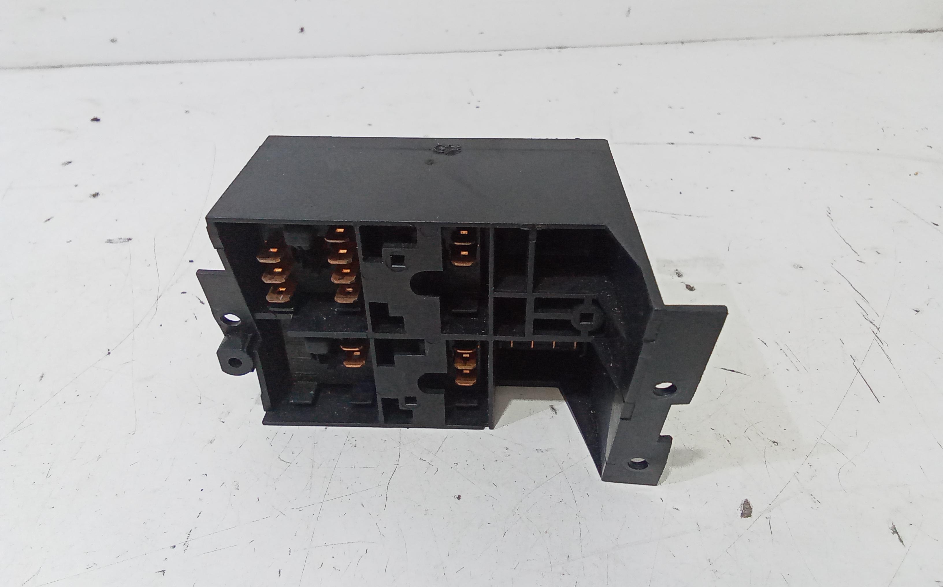 Pulsante luci di emergenza FIAT Panda 1 Serie