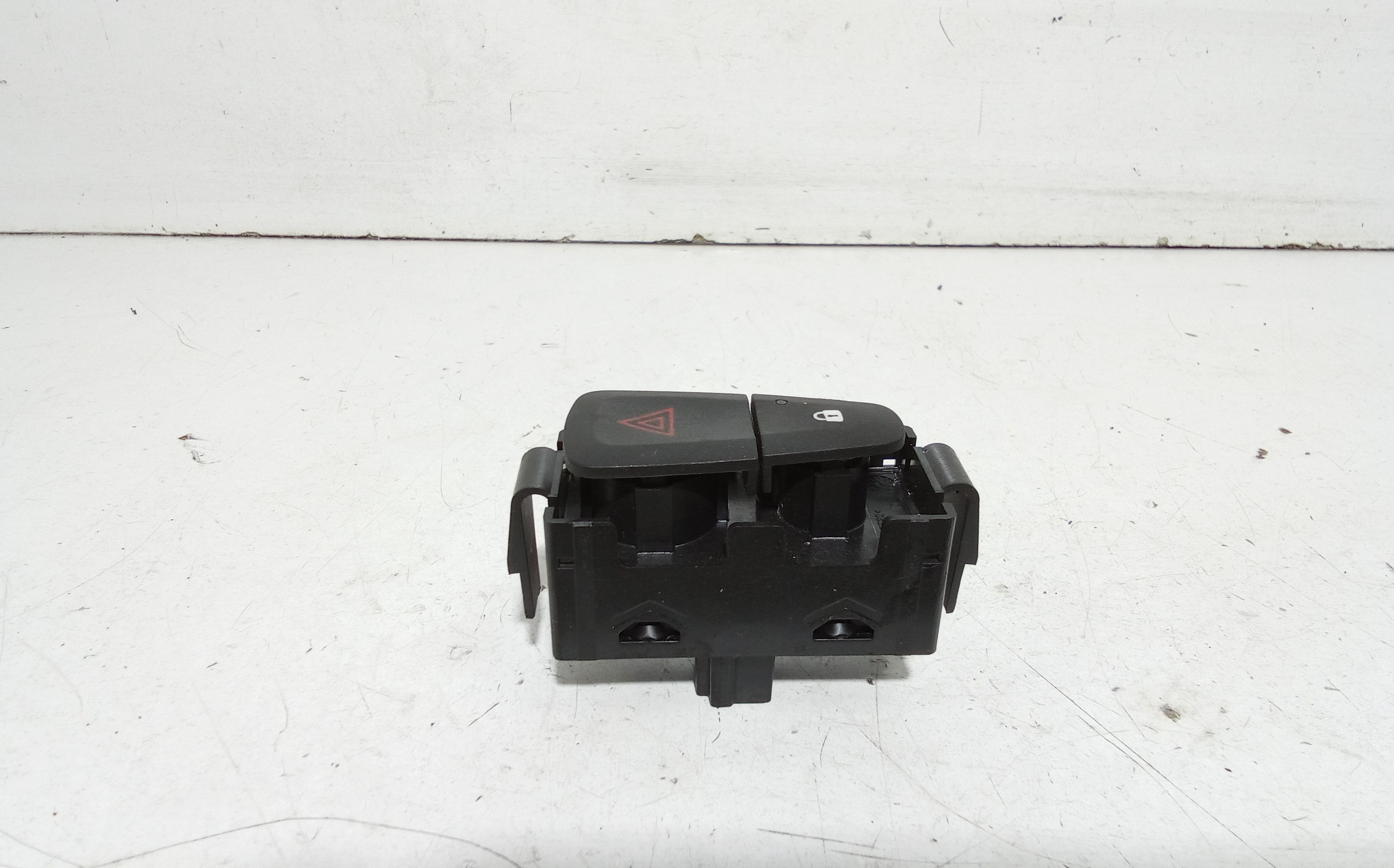 Pulsante luci di emergenza DACIA Dokker 1 Serie