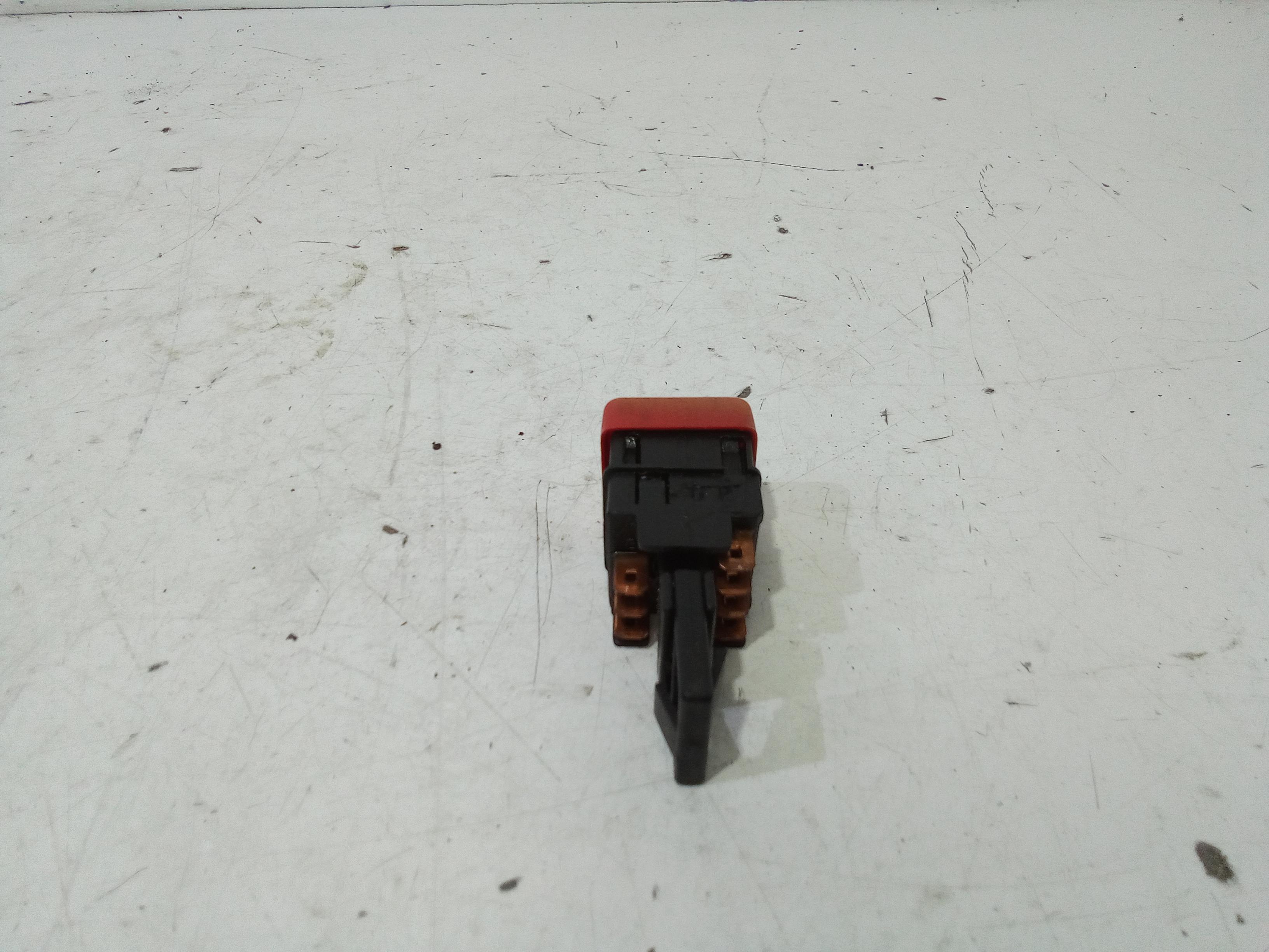 Pulsante luci di emergenza FIAT Croma 1 Serie