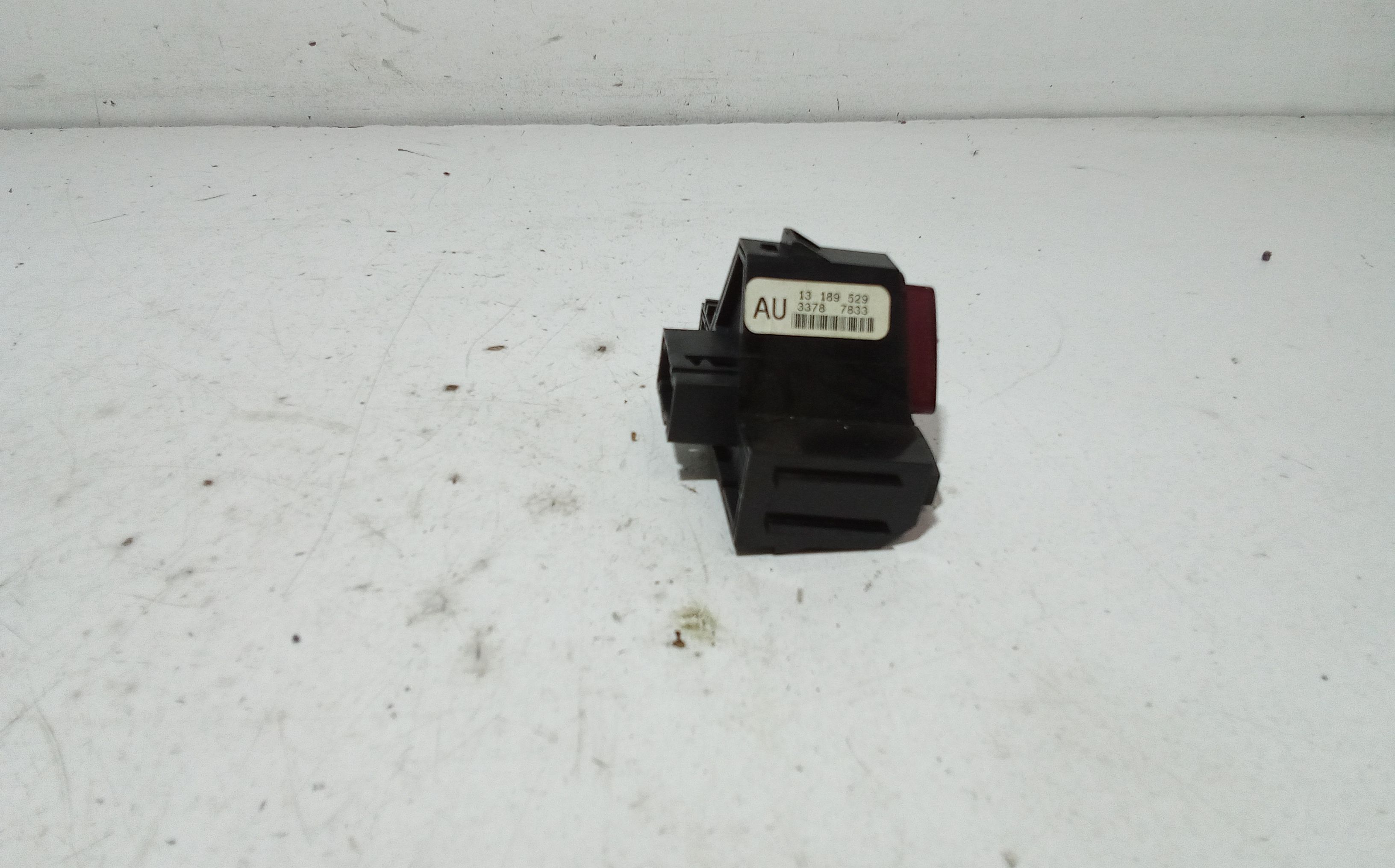 Pulsante luci di emergenza OPEL Corsa D 5P 1 Serie