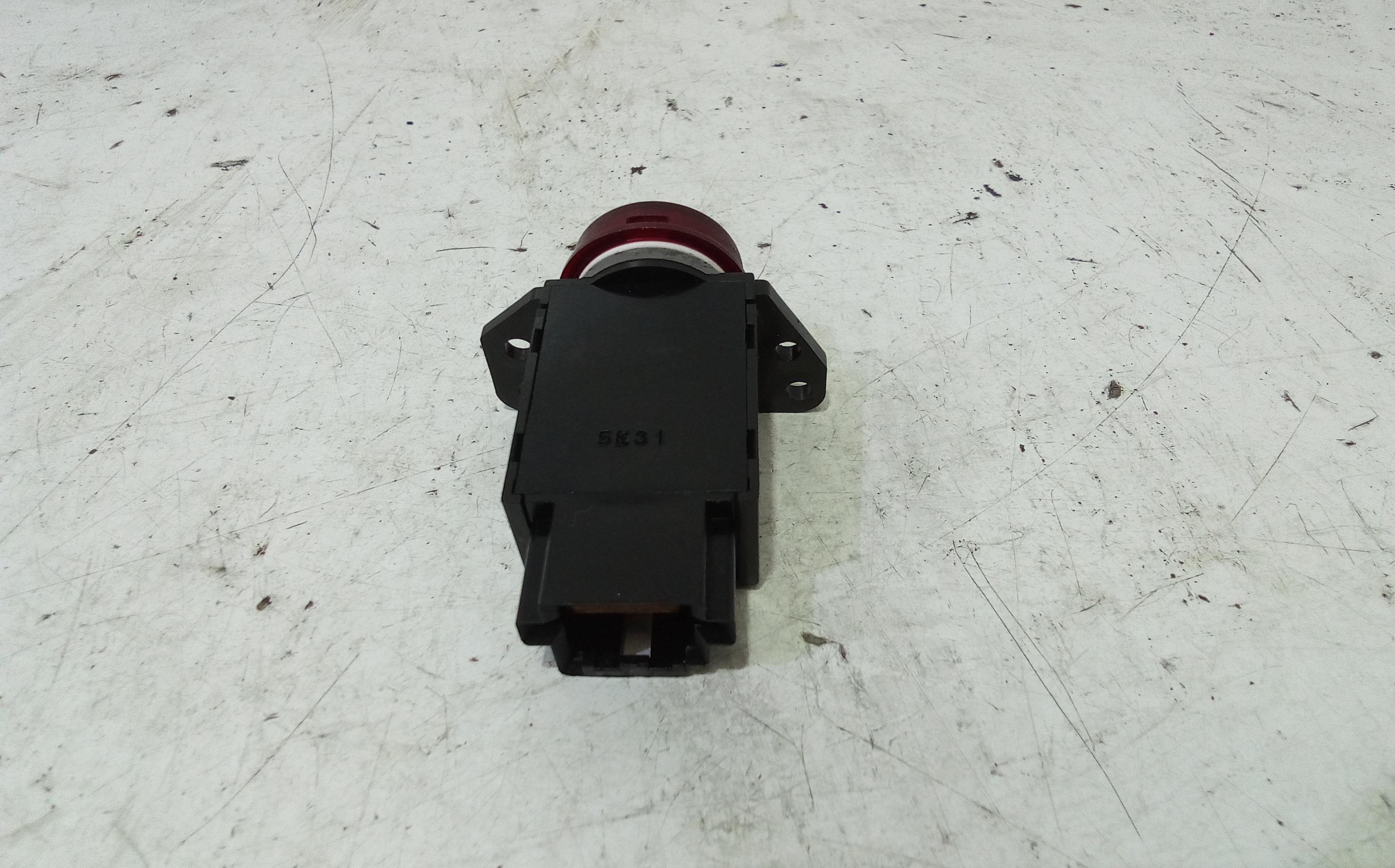 Pulsante luci di emergenza MITSUBISHI Colt Serie 3P (Z30)  (04>12)