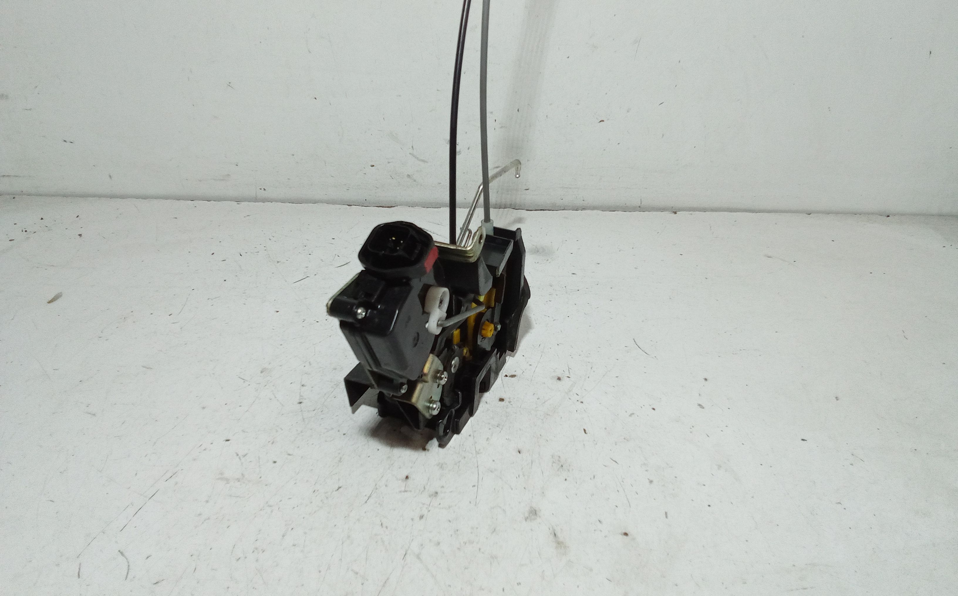 Serratura Anteriore Destra KIA Rio 3 Serie