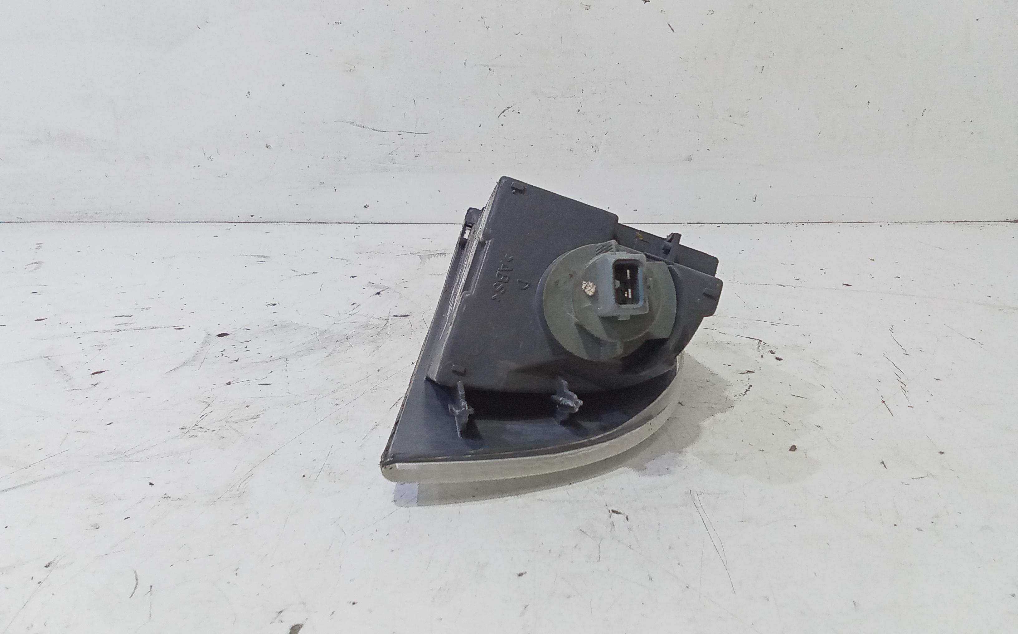 Freccia fanalino ant DX lato passeggero FIAT Punto Berlina 3P