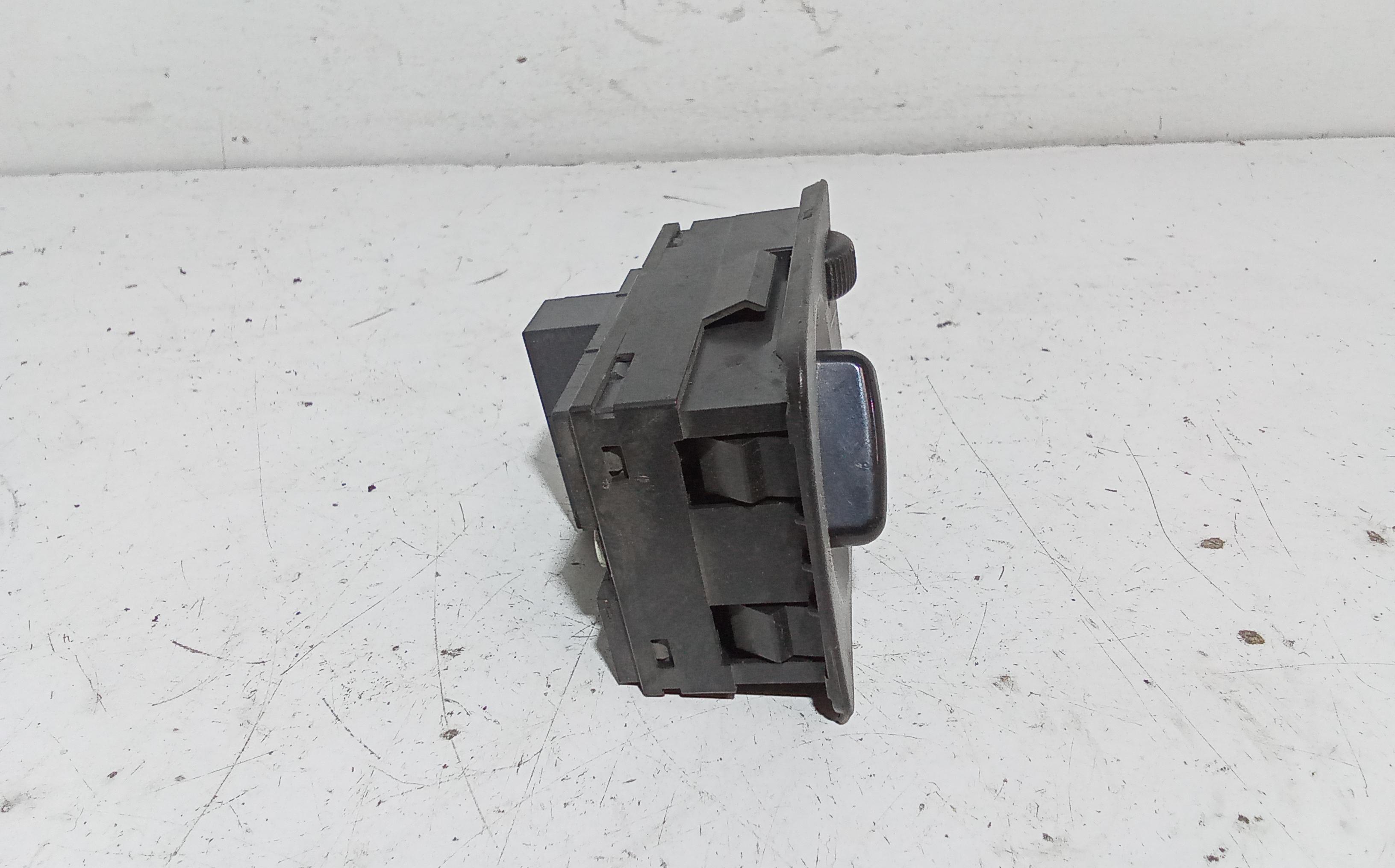 Interruttore comando luci SAAB 9-5 Berlina 2 Serie