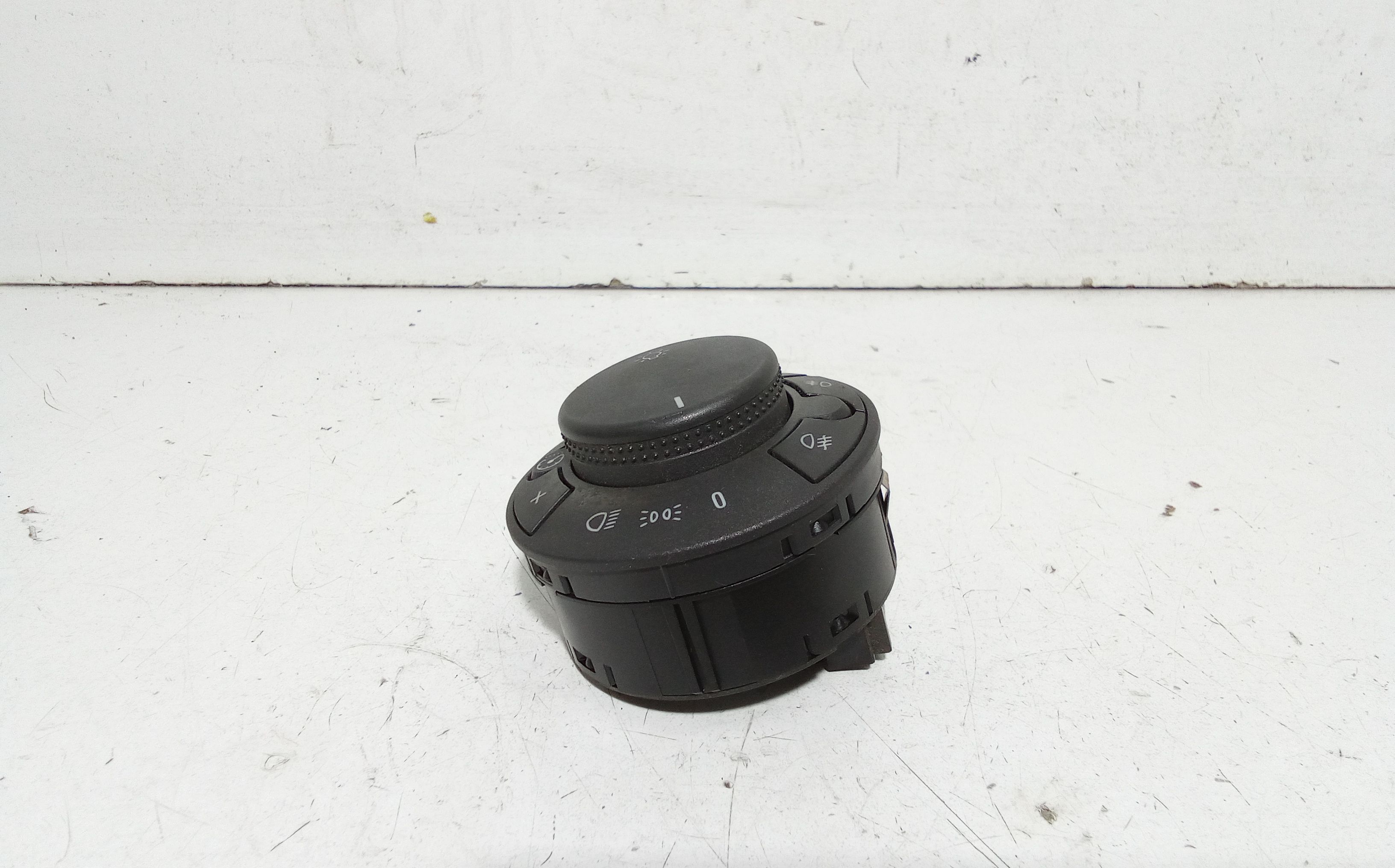 Interruttore comando luci OPEL Corsa D 3P 1 Serie