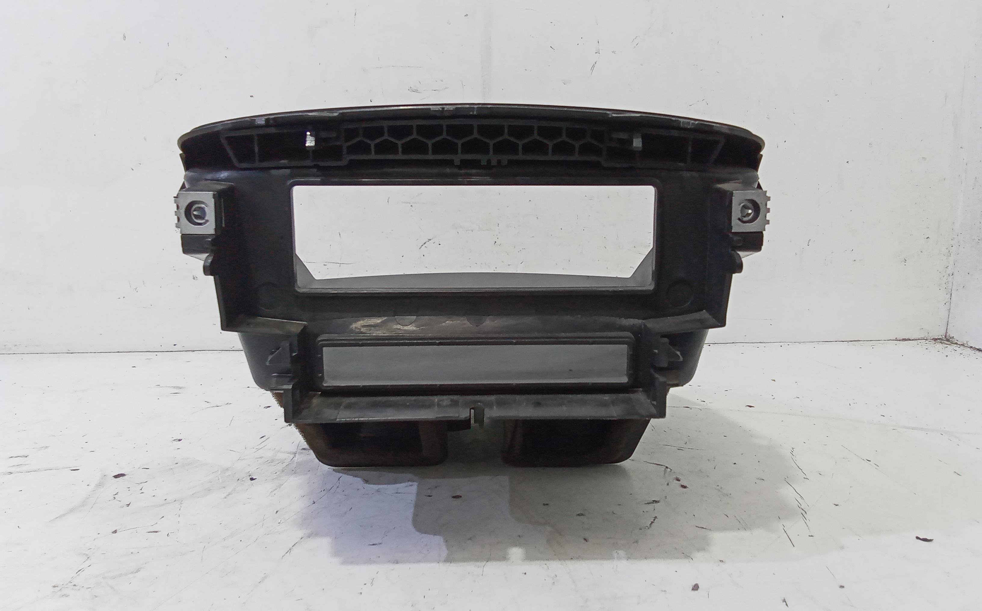 Modanatura Centrale Cruscotto PEUGEOT 207 1 Serie