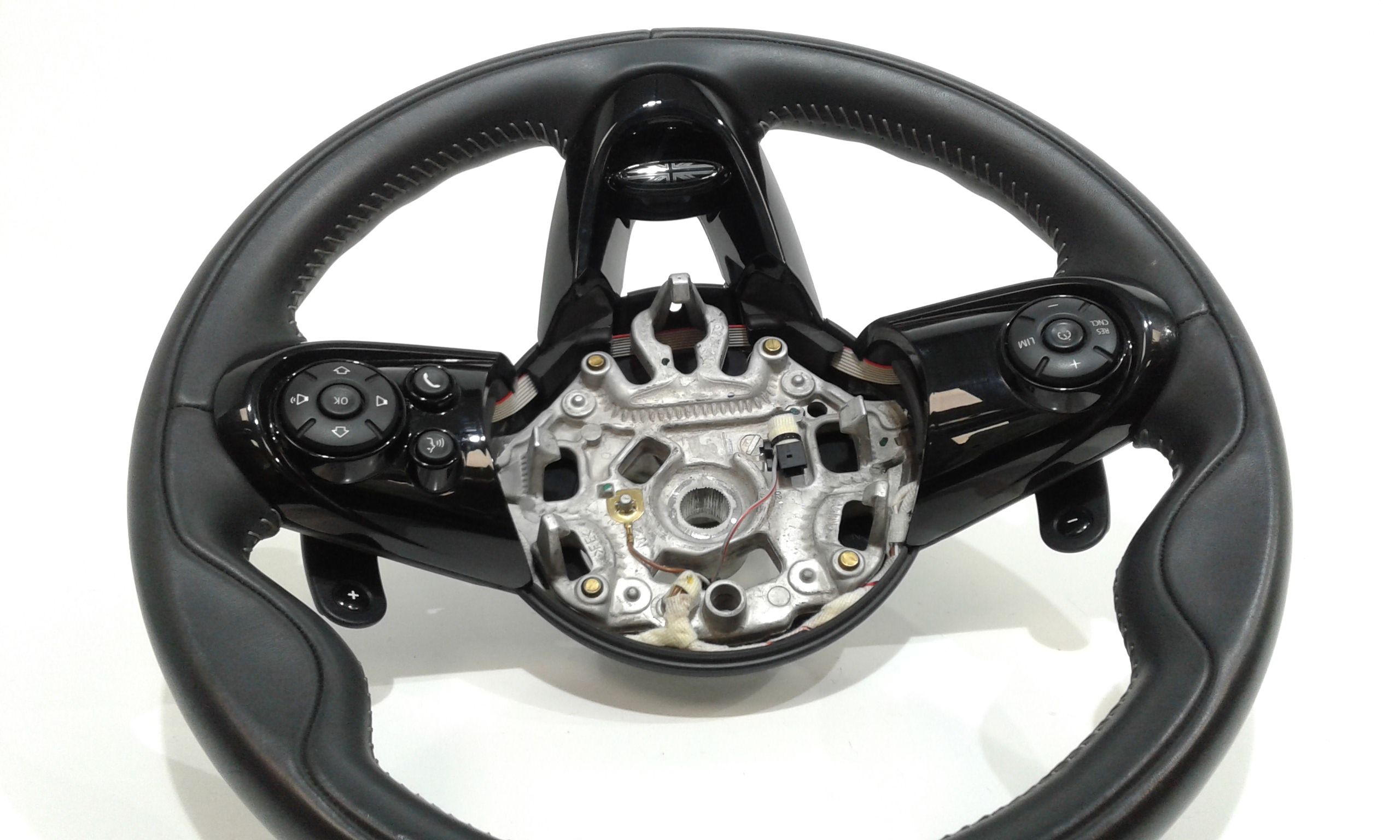 Volante MINI Countryman S (16>)