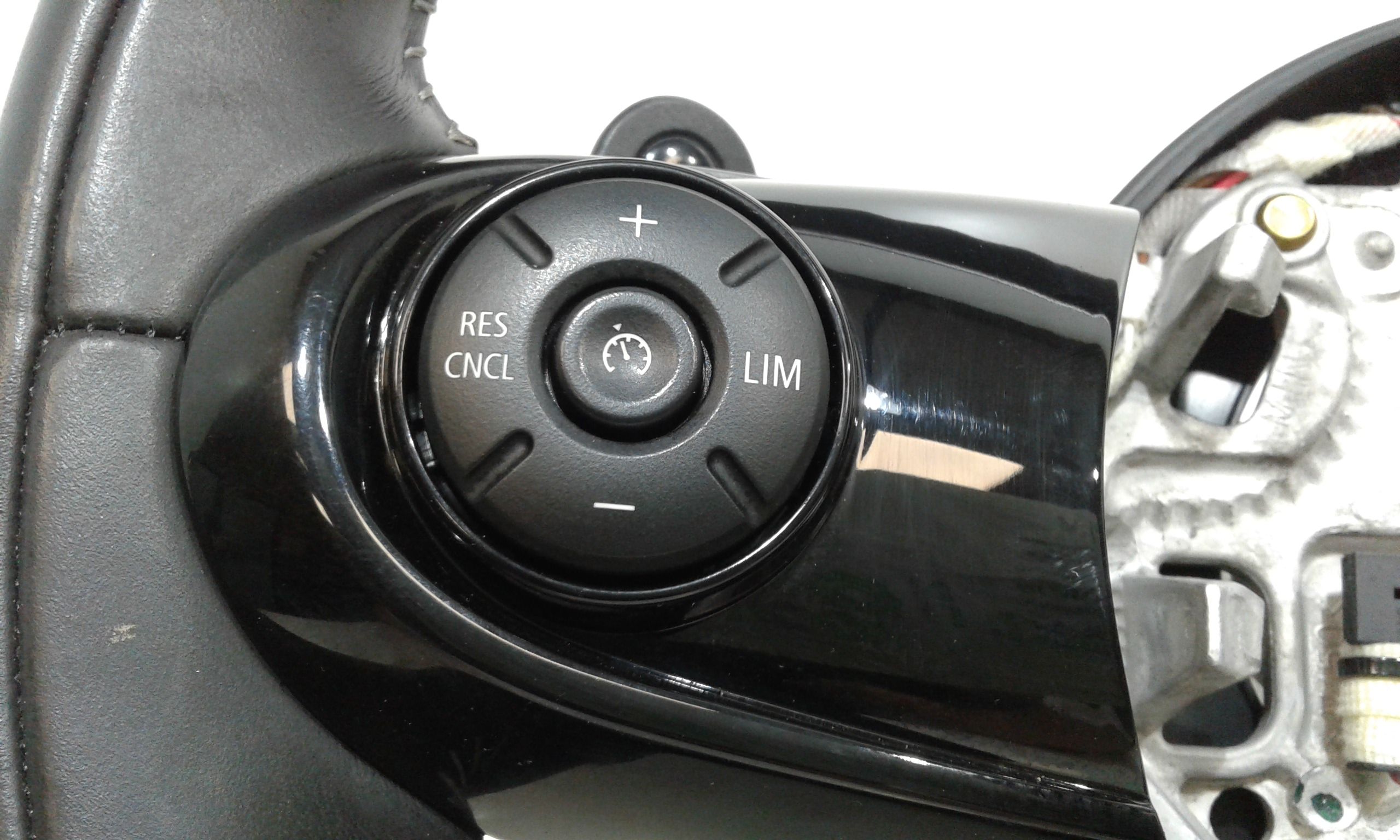 Volante MINI Countryman S (16>)