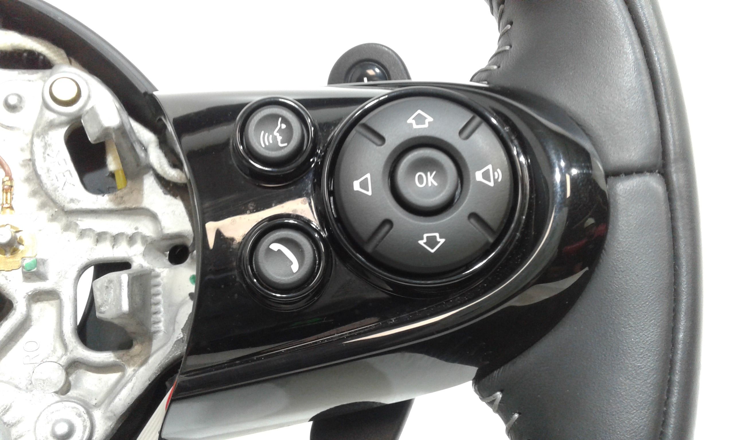 Volante MINI Countryman S (16>)