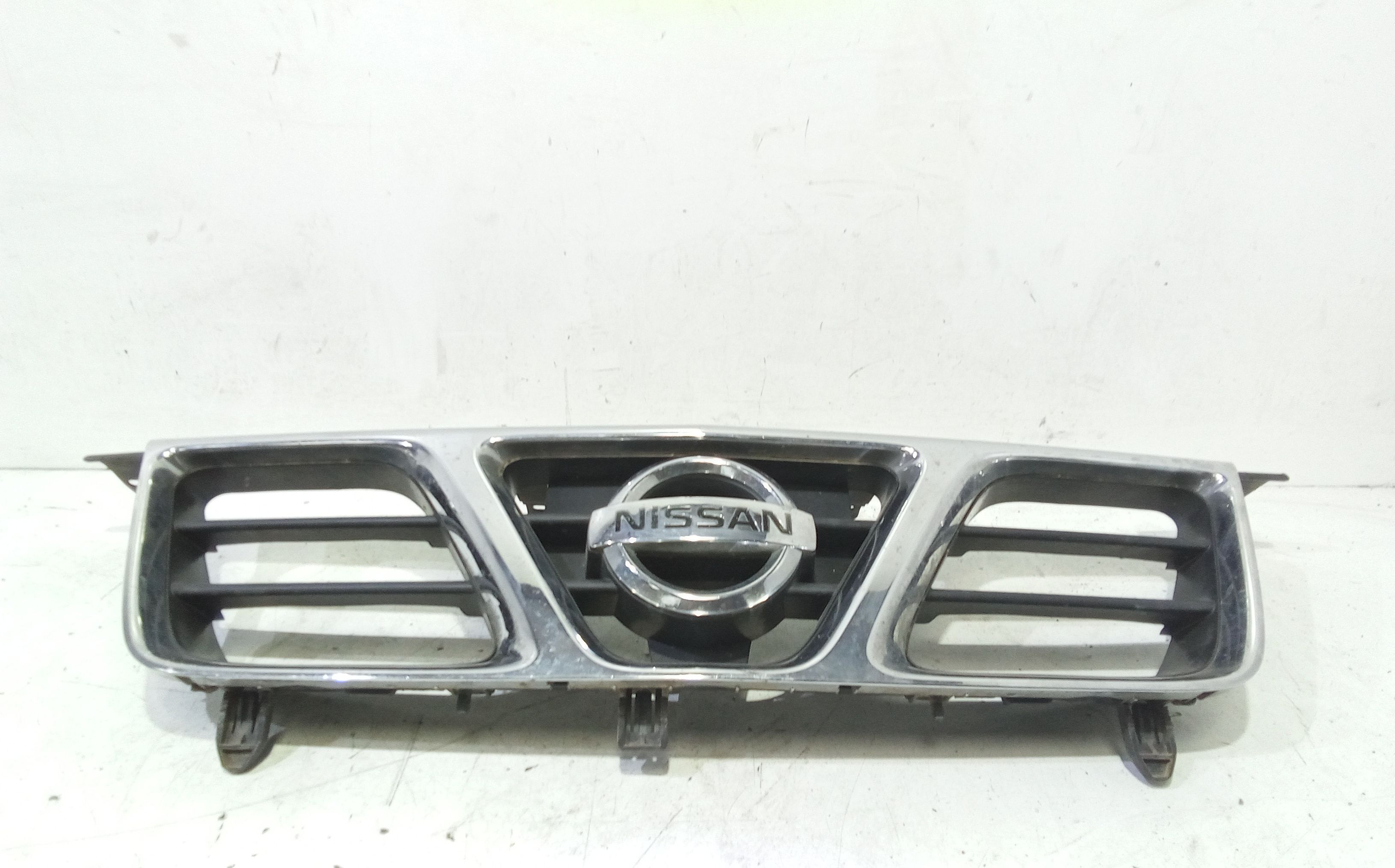 Mascherina anteriore NISSAN X-Trail 1 Serie