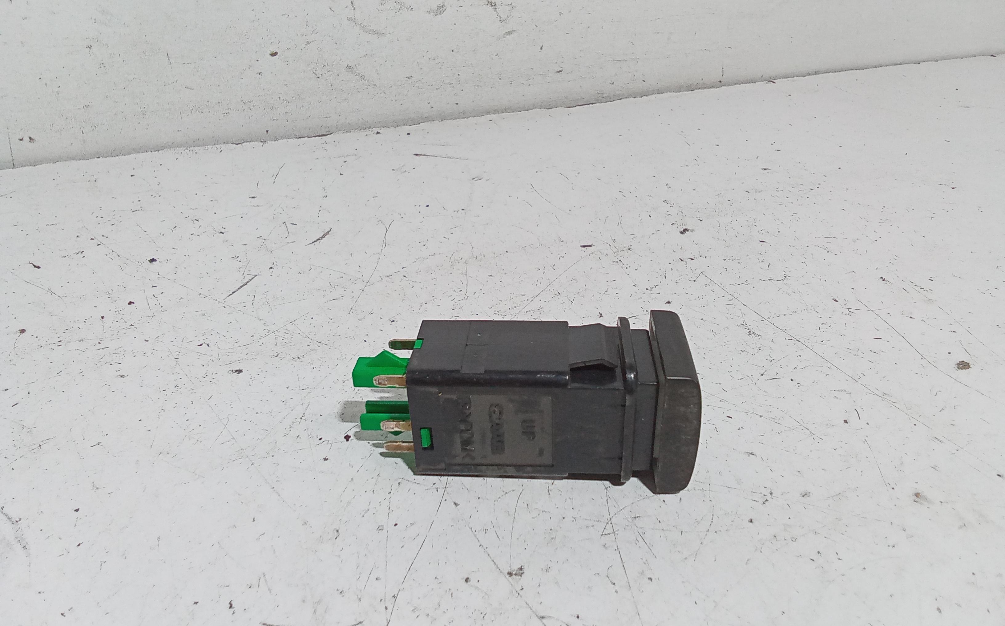 Pulsante SAAB 9-5 Berlina 2 Serie