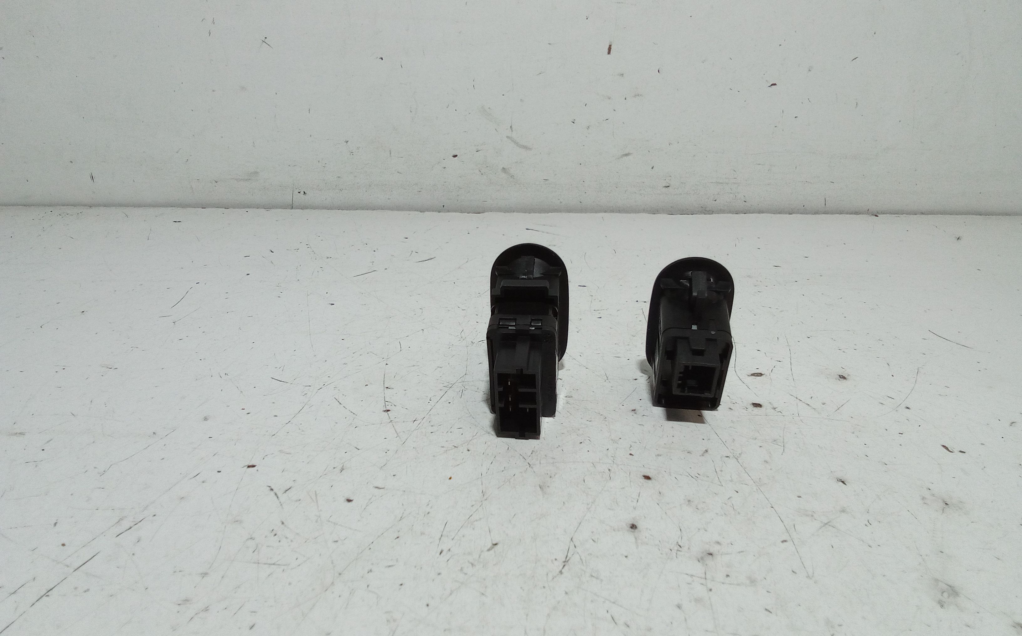 Pulsantiera alzavetri centrale CITROEN C3 2 Serie