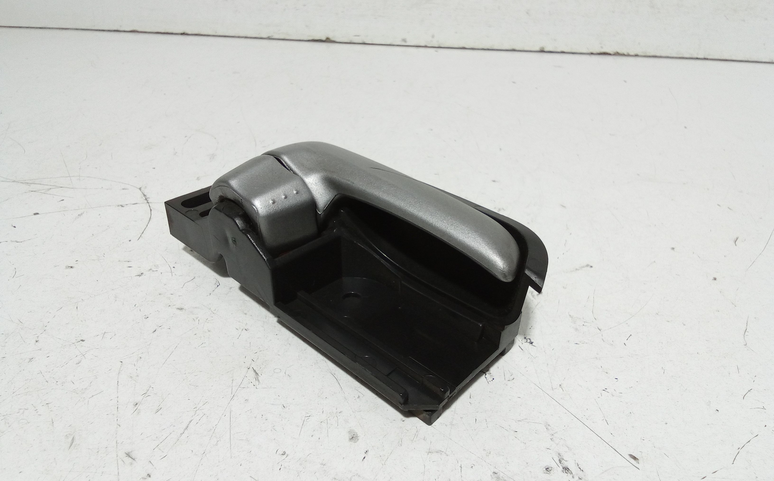 Maniglia interna Posteriore Destra SUZUKI Swift 4 Serie (04>10)