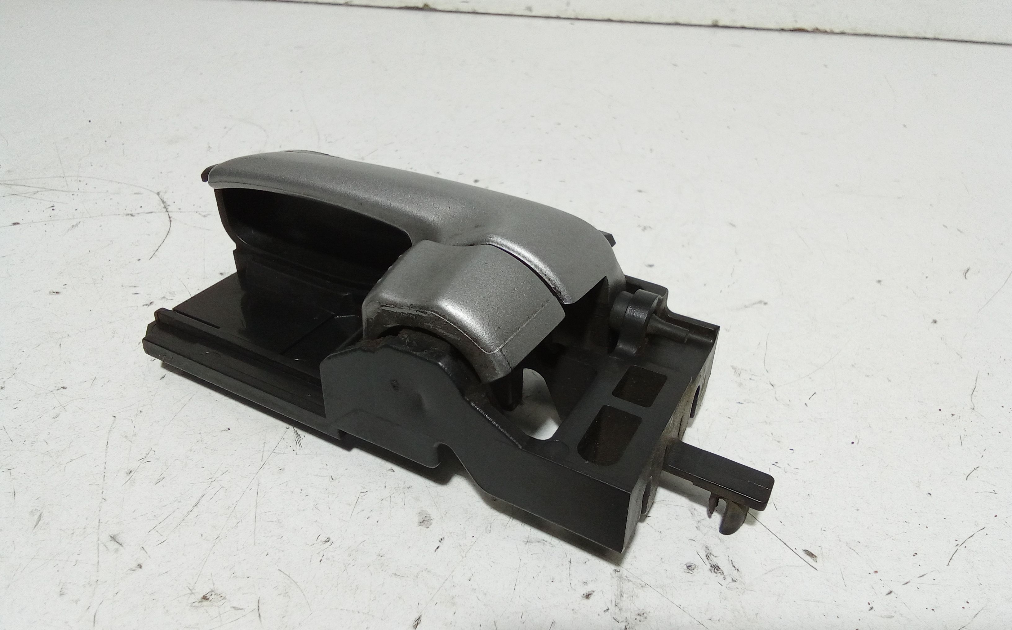 Maniglia interna Posteriore Sinistra SUZUKI Swift 4 Serie (04>10)