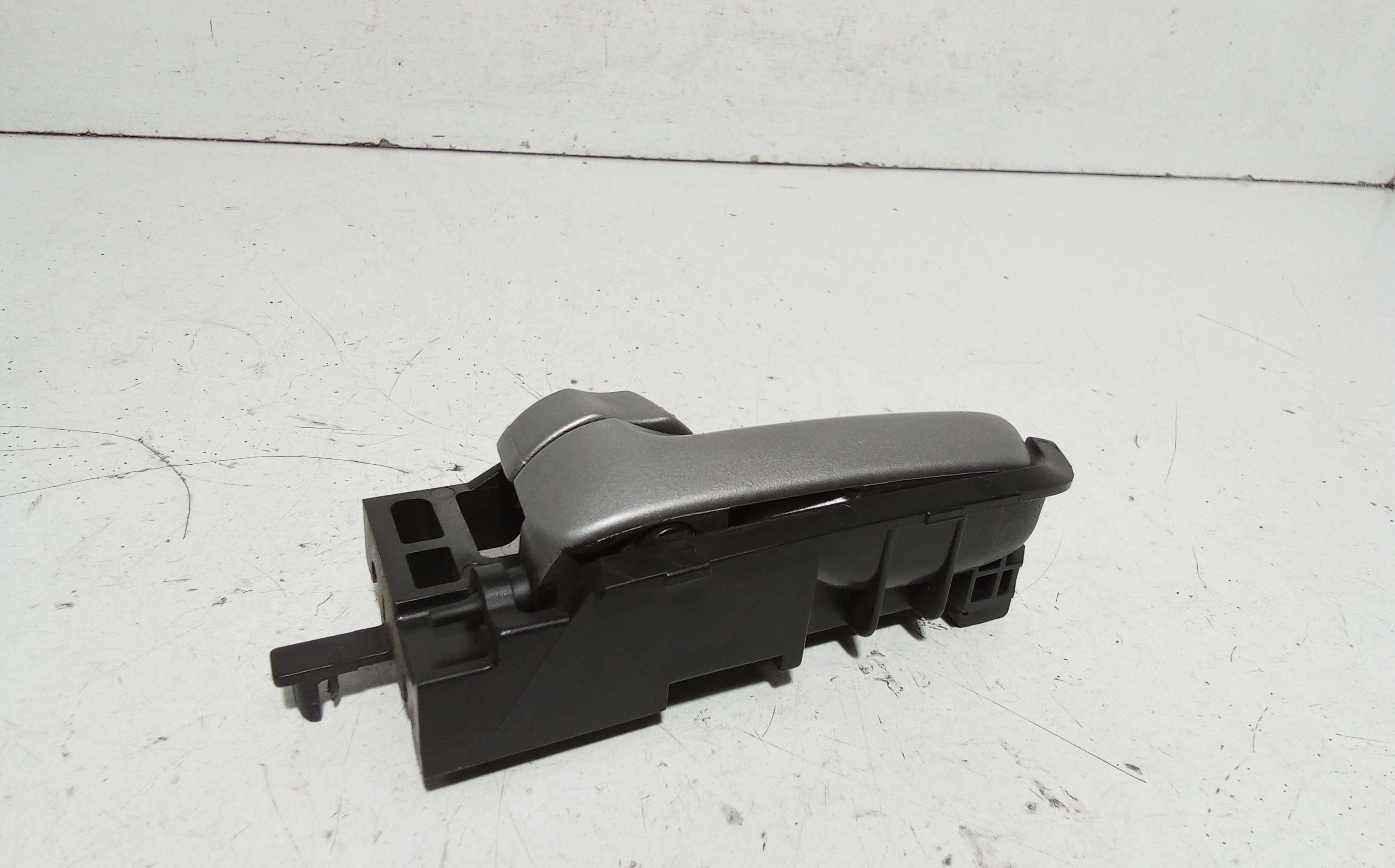 Maniglia interna Posteriore Sinistra SUZUKI Swift 4 Serie (04>10)