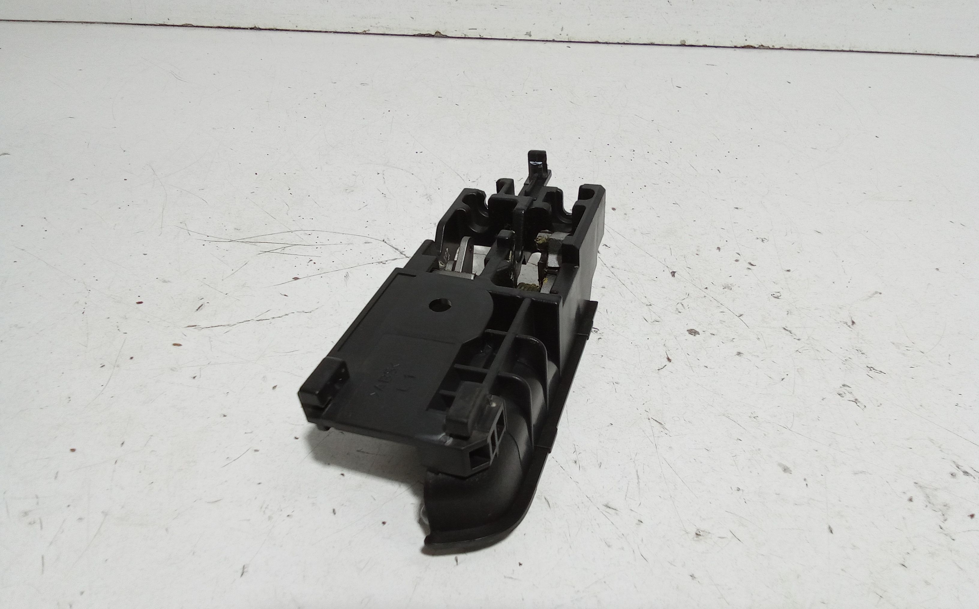 Maniglia interna Posteriore Sinistra SUZUKI Swift 4 Serie (04>10)