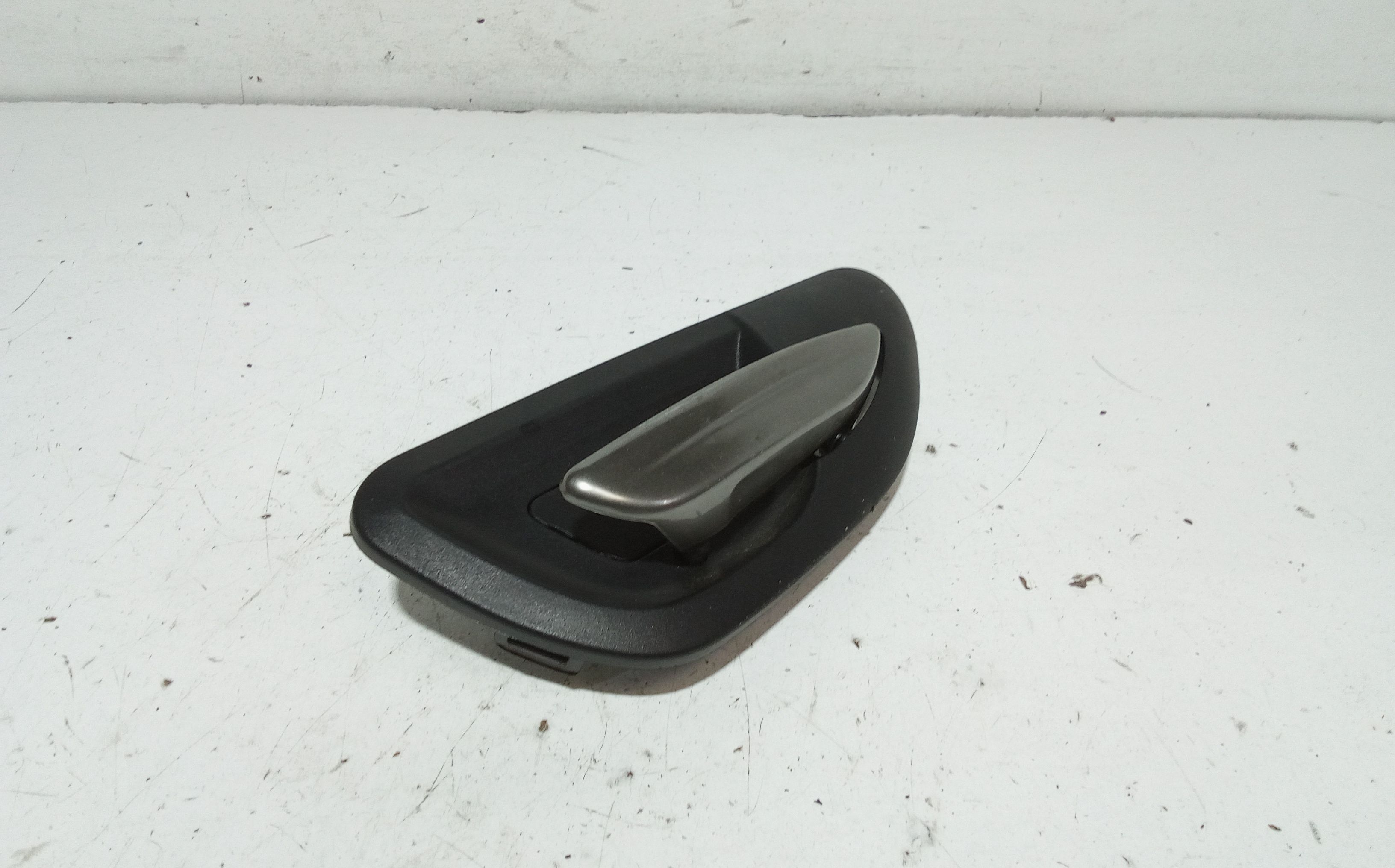 Maniglia interna Anteriore Destra LANCIA Ypsilon 4 Serie