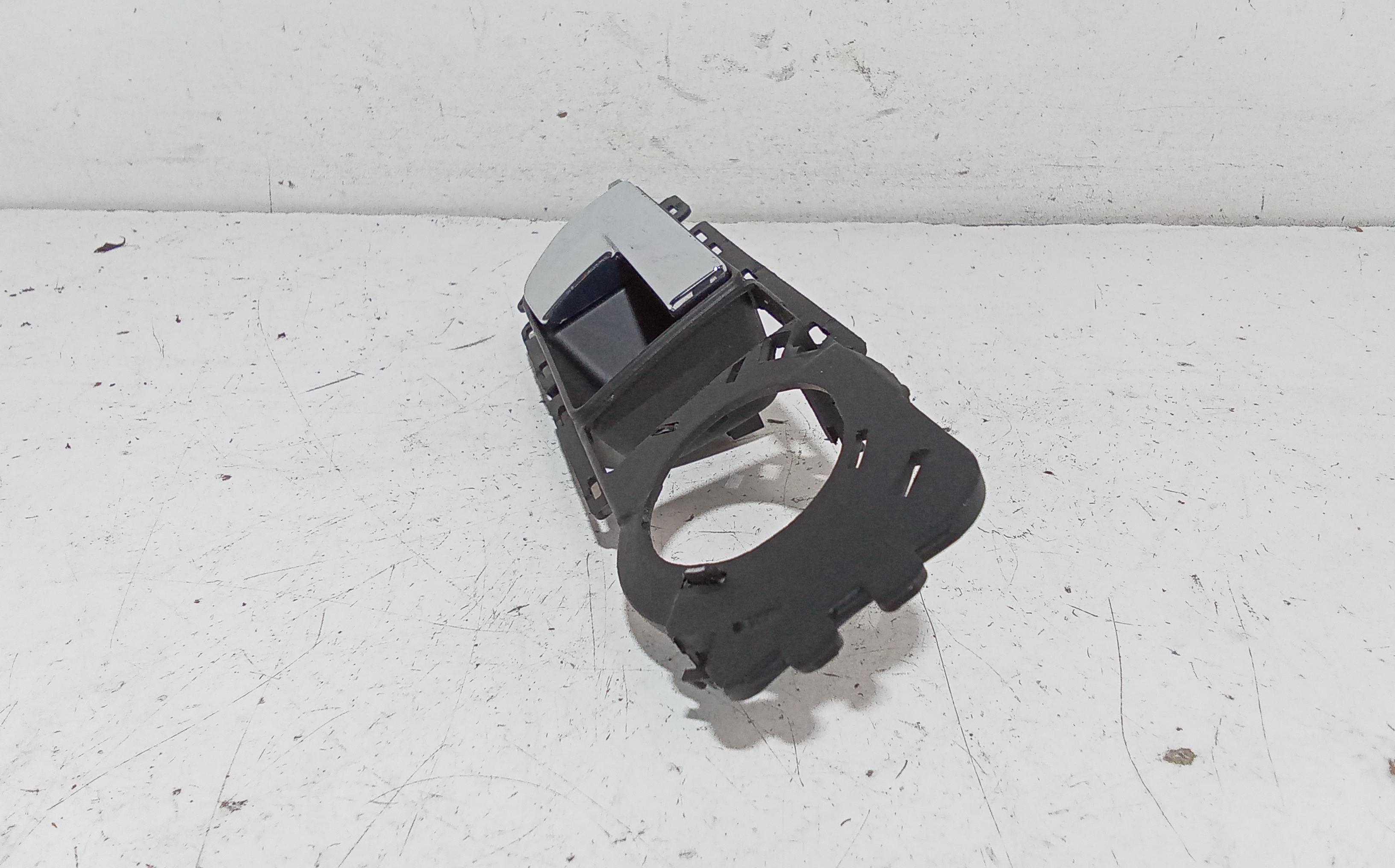 Maniglia interna Anteriore Destra VOLKSWAGEN Touareg 1 Serie