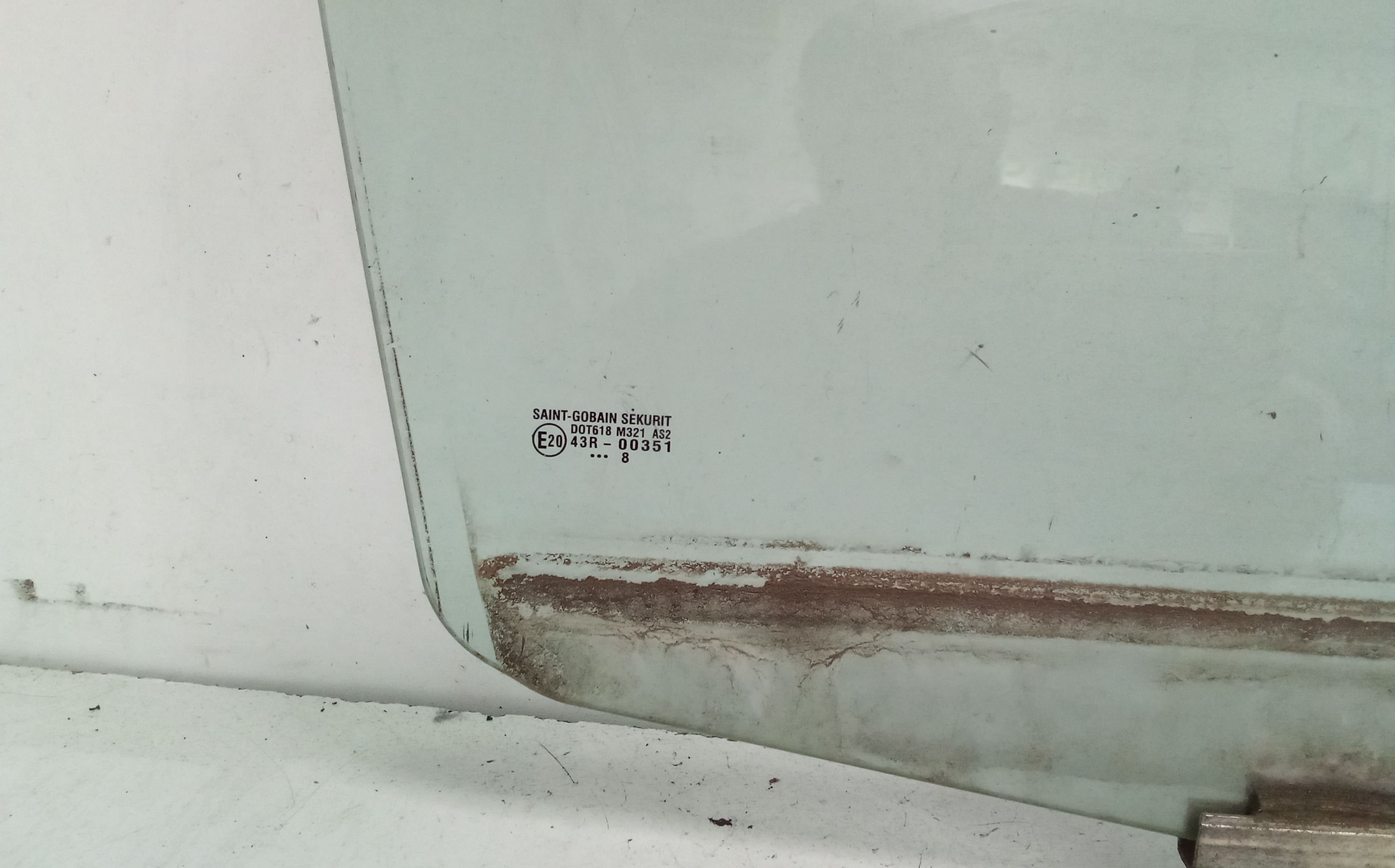 Vetro scendente anteriore destro FIAT Sedici 1 Serie