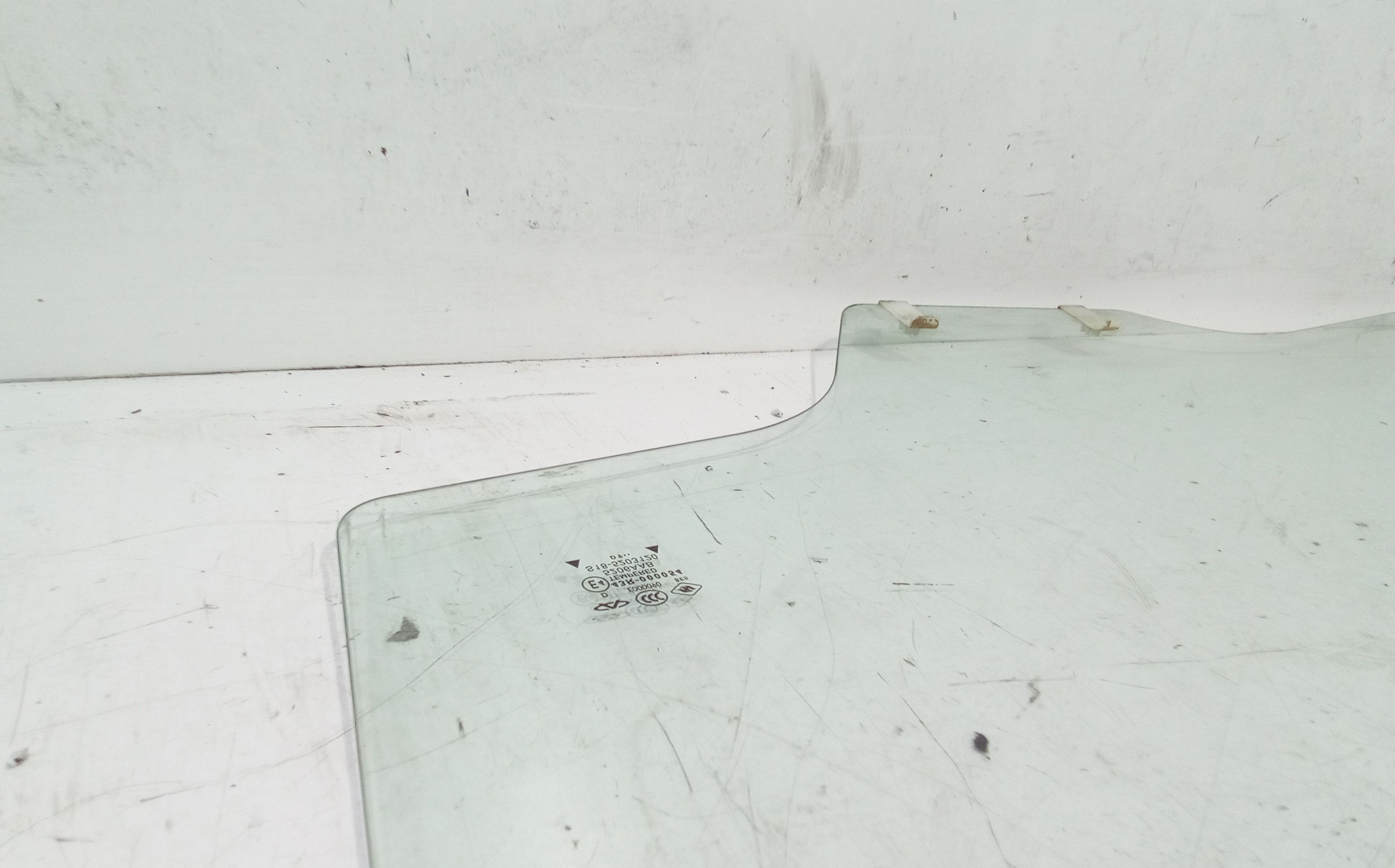 Vetro scendente anteriore destro DR 1 1 Serie