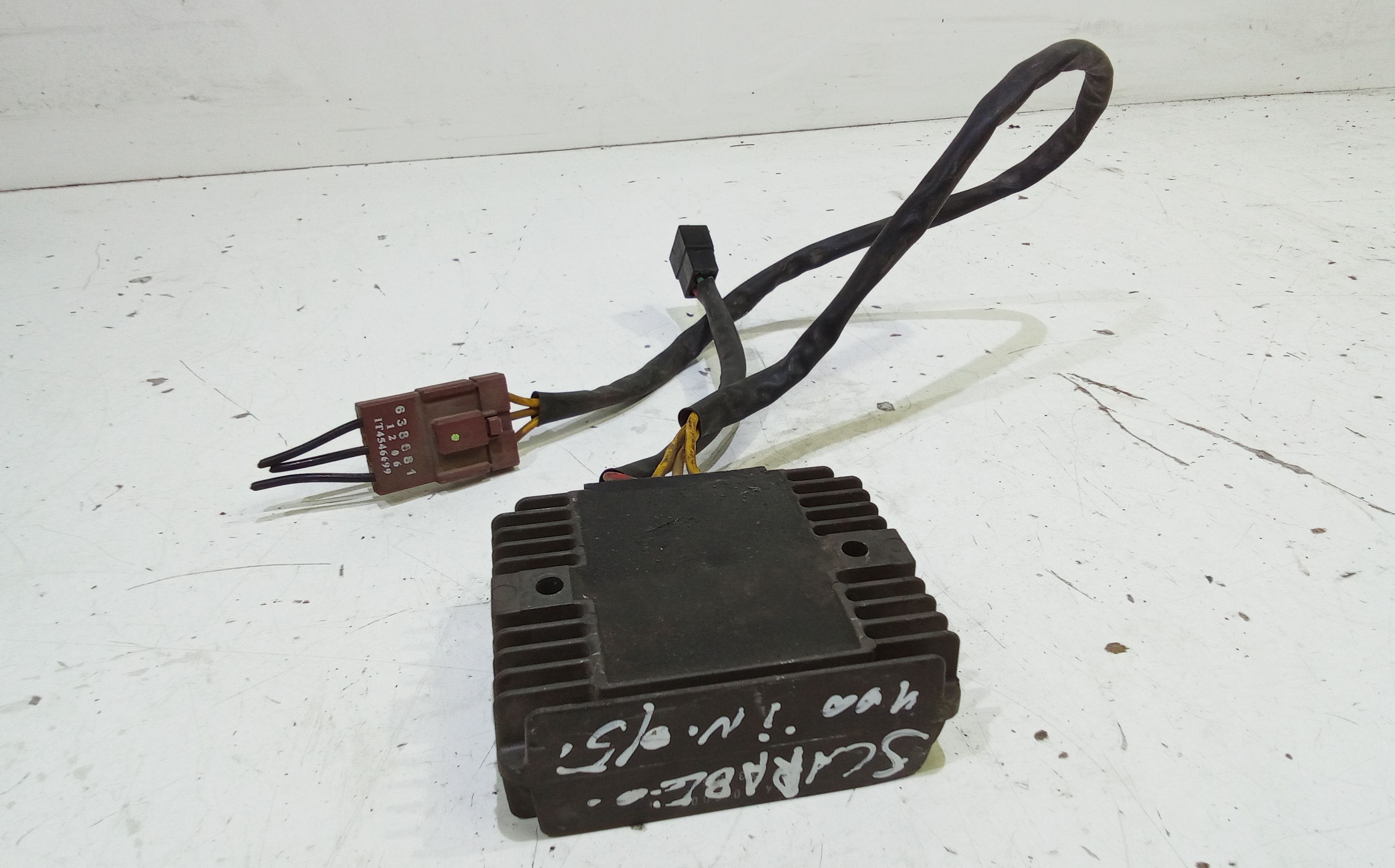 Regolatore tensione Aprilia Scarabeo 100