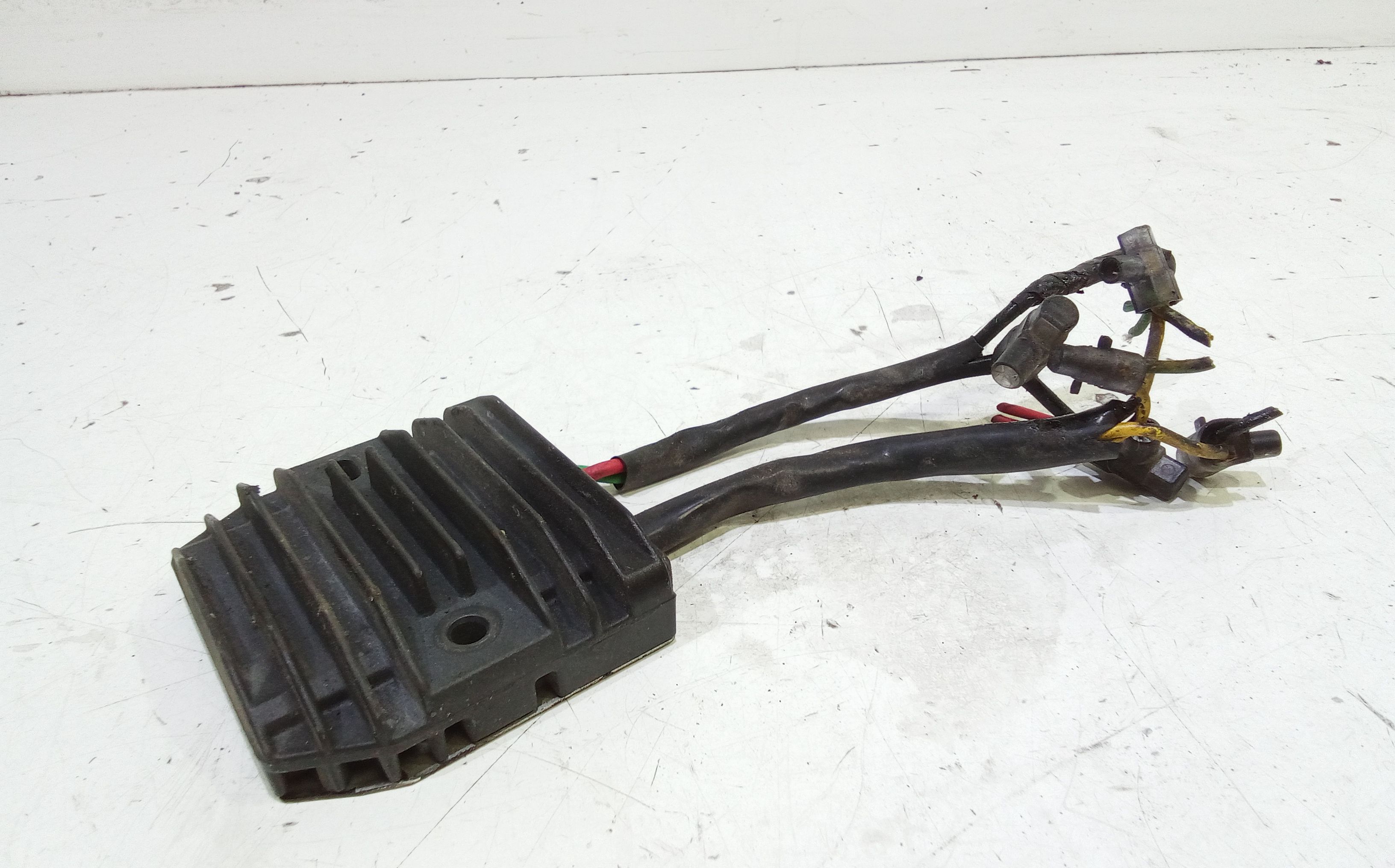 Regolatore tensione HONDA Pantheon 150cc (03>08)