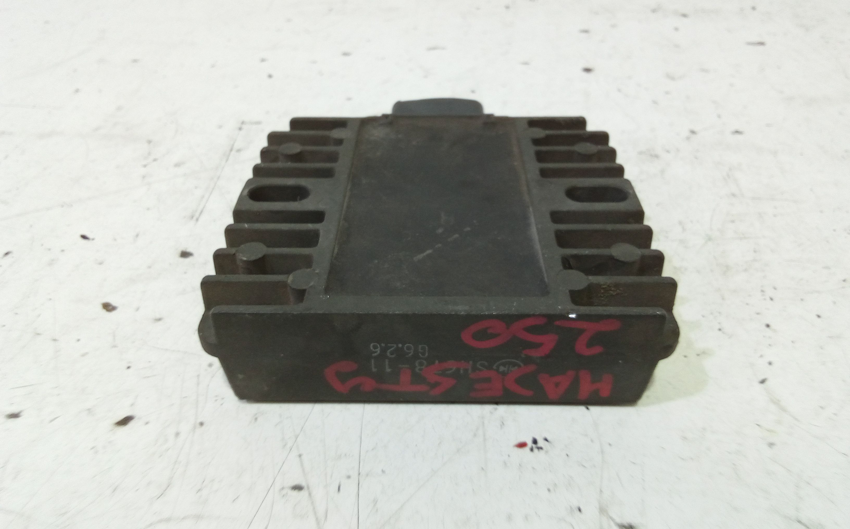 Regolatore tensione Yamaha Majesty 250cc (99>06)