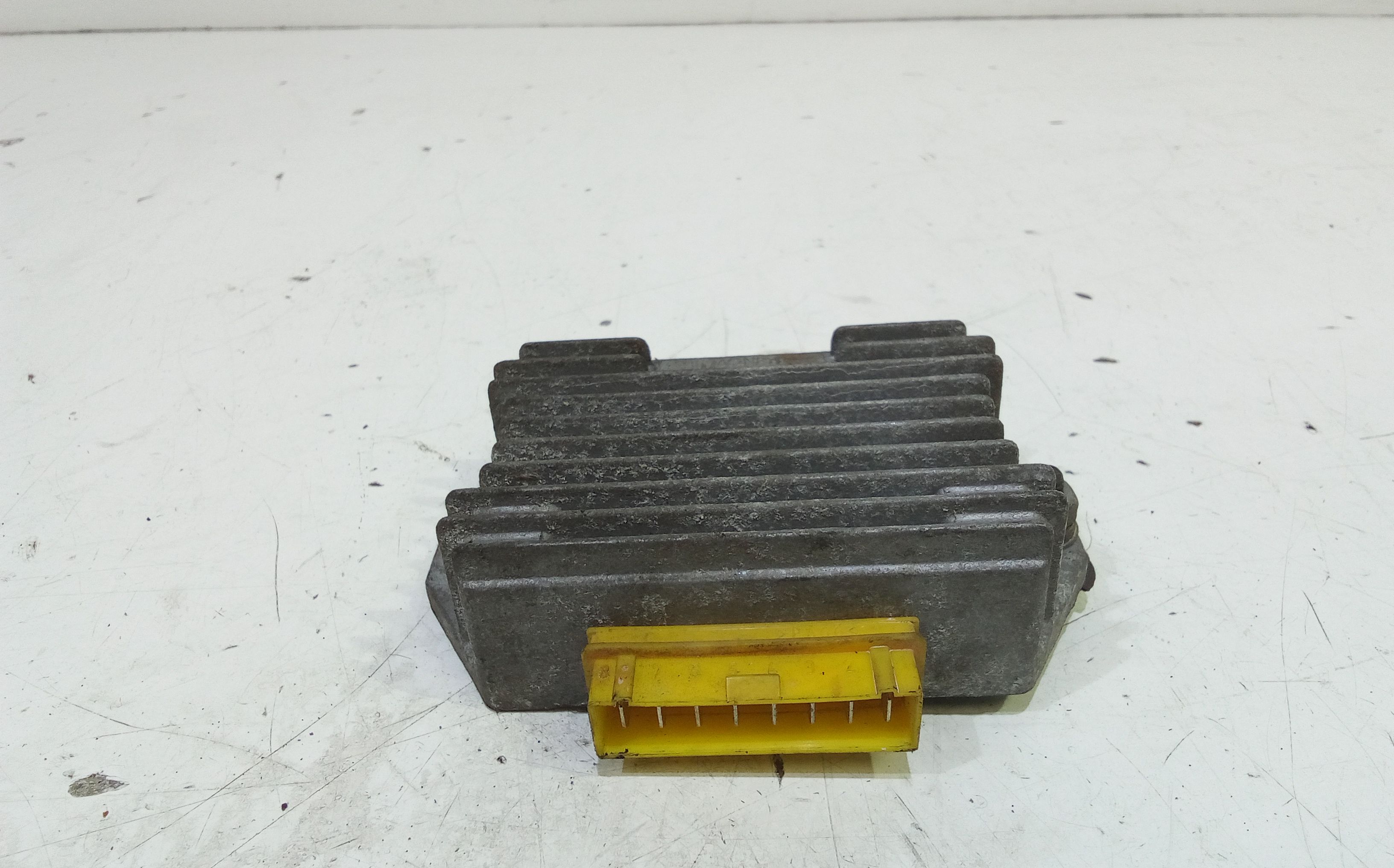 Regolatore tensione PIAGGIO Free 50cc