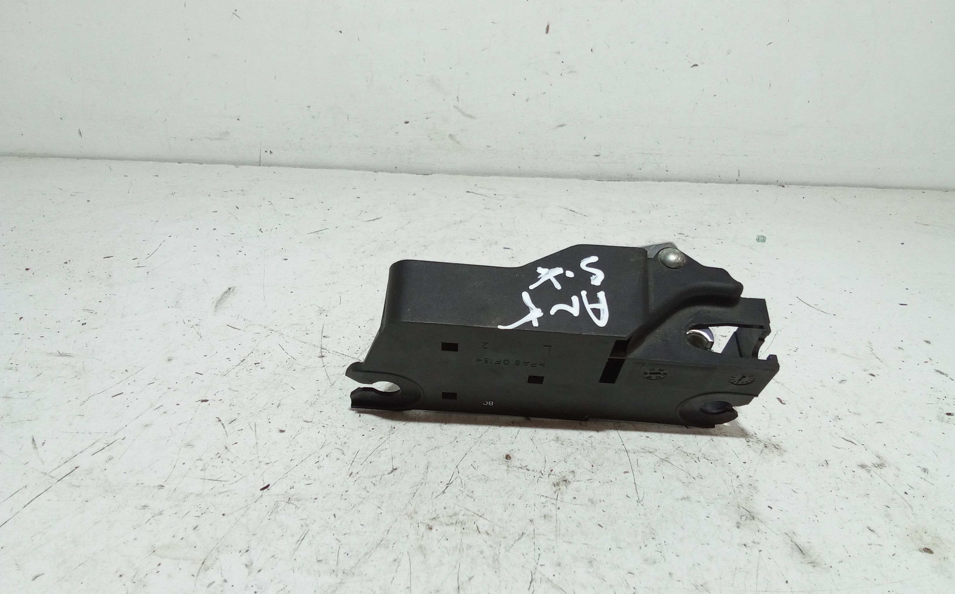 Maniglia interna anteriore Sinistra FORD C - Max Serie (03>07)