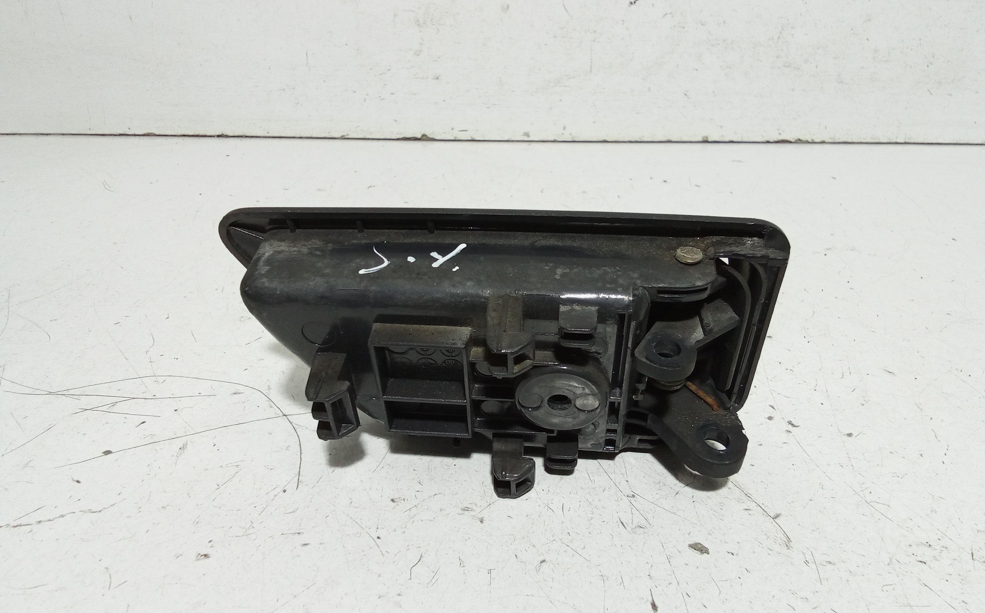 Maniglia interna anteriore Sinistra HYUNDAI Getz 1 Serie