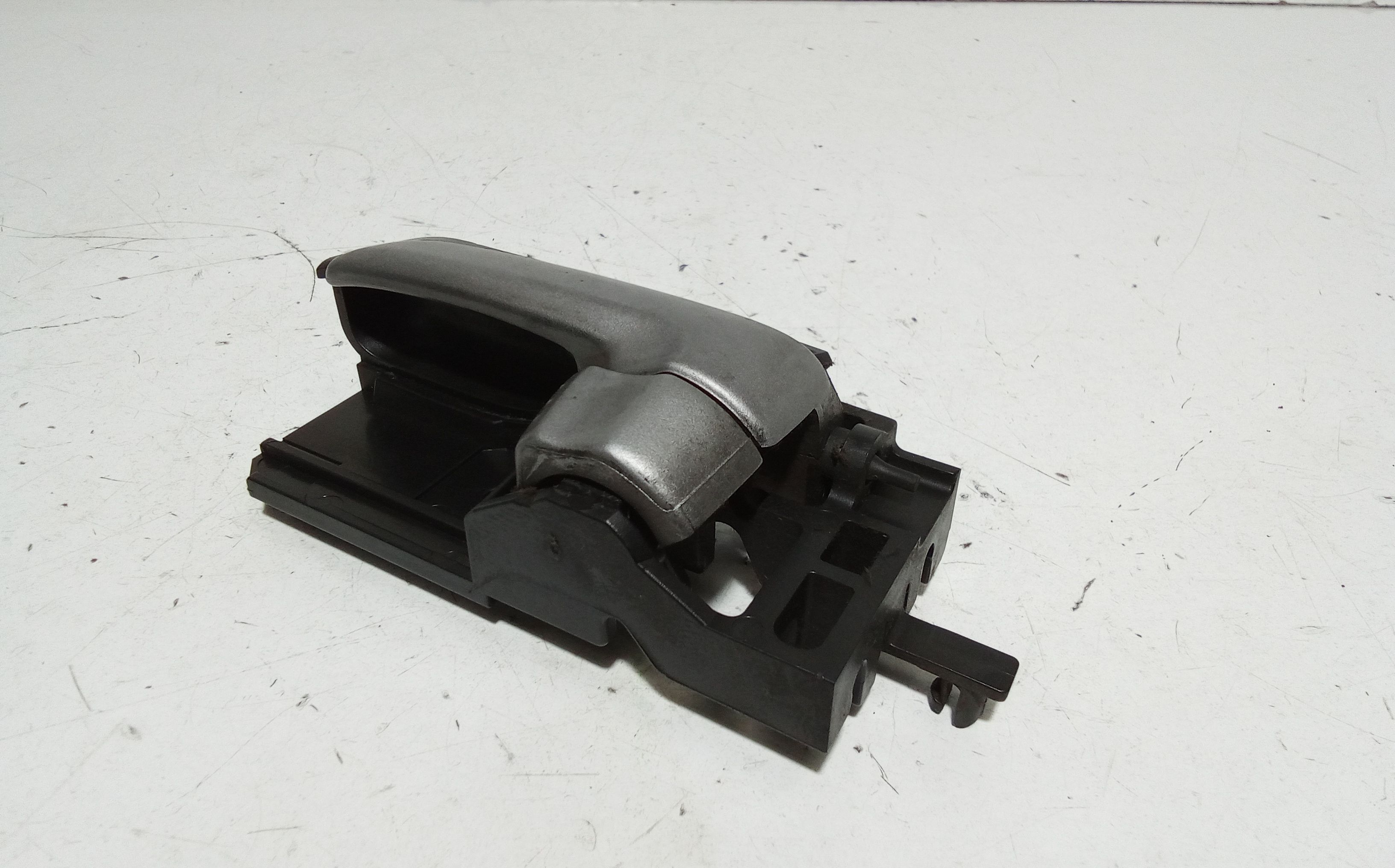 Maniglia interna anteriore Sinistra SUZUKI Swift 4 Serie (04>10)