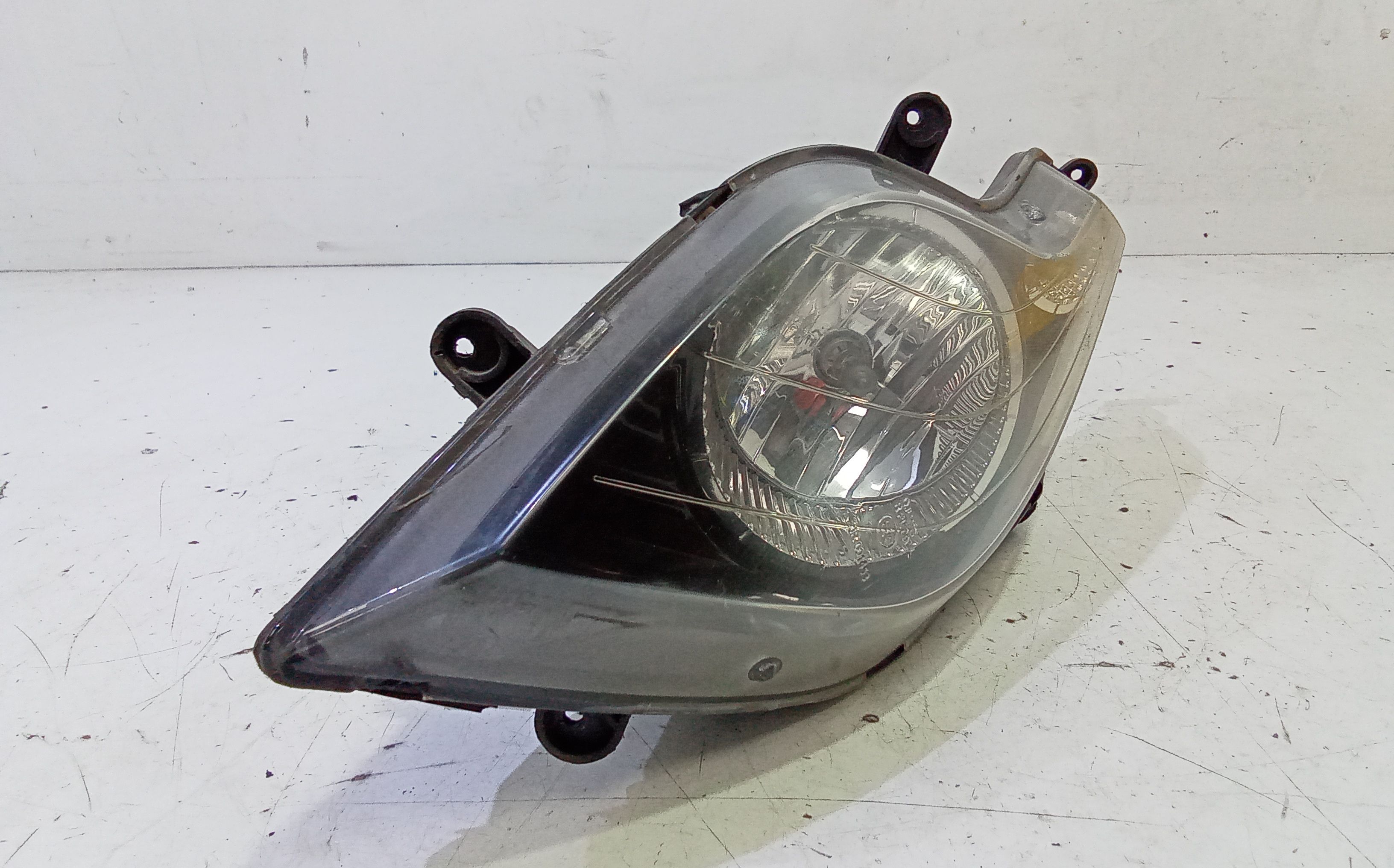 Faro anteriore BENELLI Caffenero 125cc (11>16)