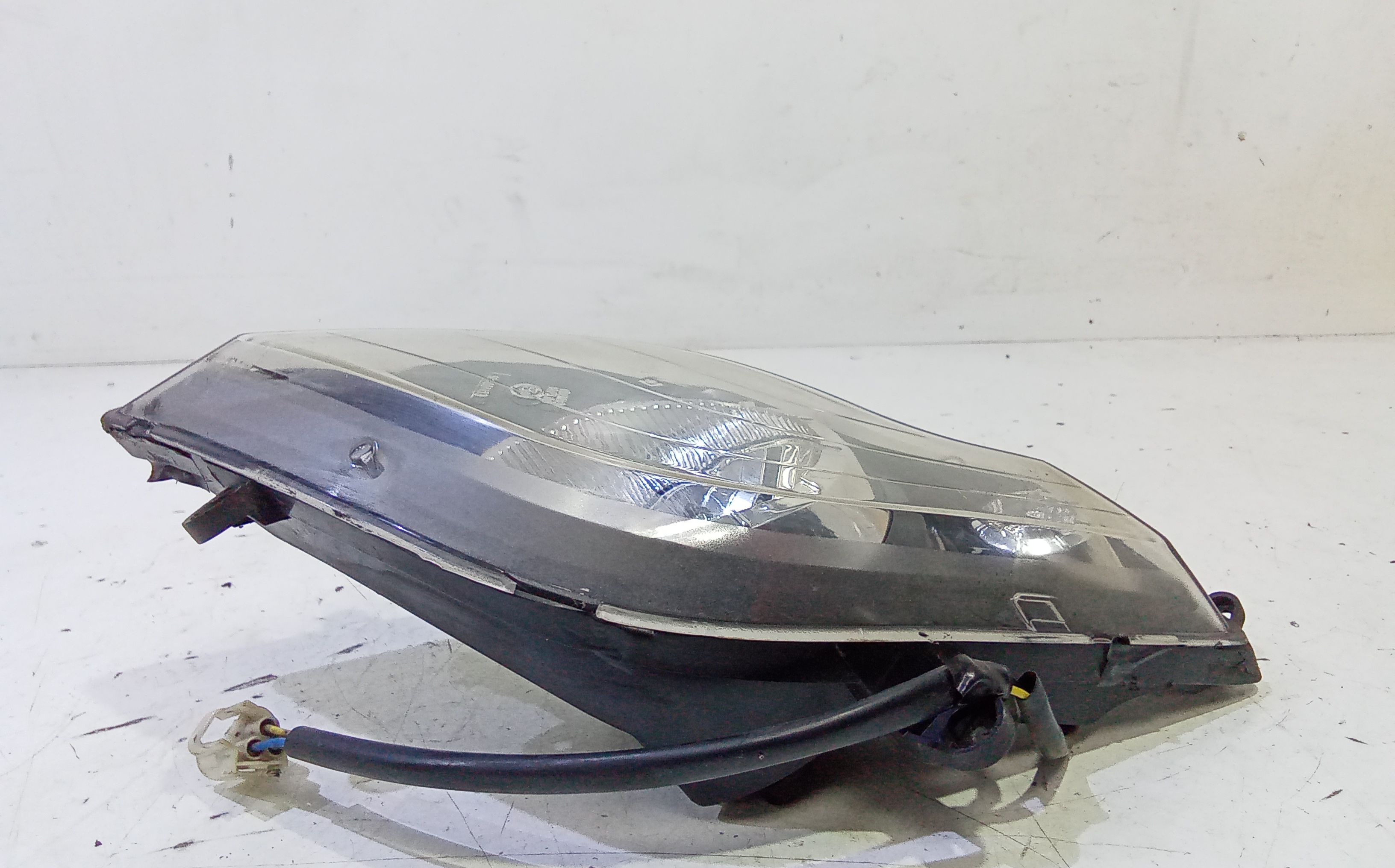 Faro anteriore BENELLI Caffenero 125cc (11>16)