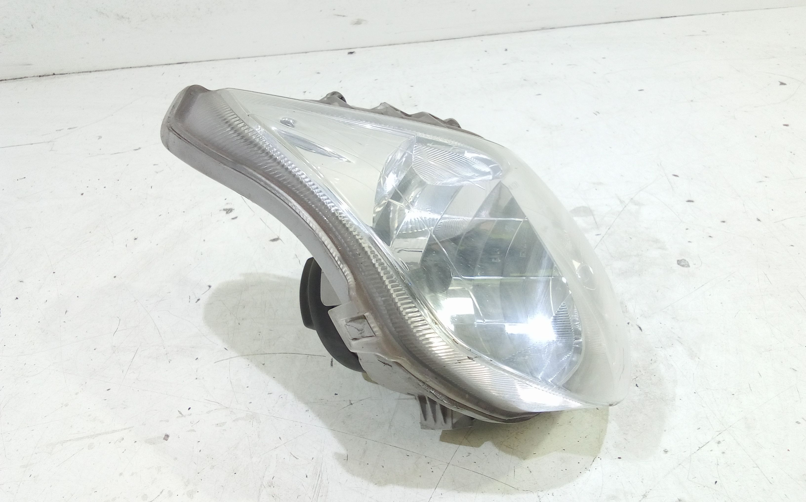 Faro anteriore HONDA Vision 110cc 4T (11>16)