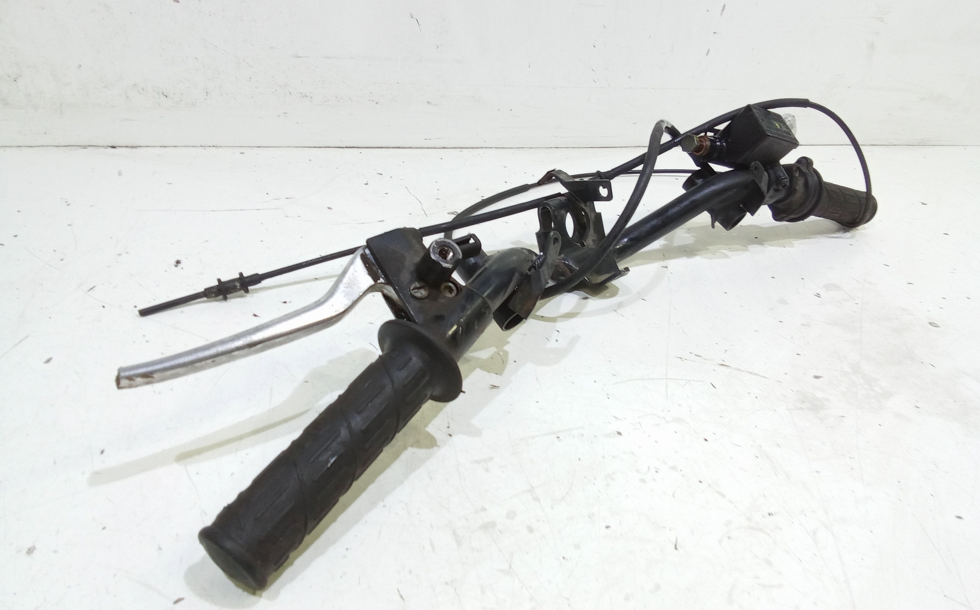 Manubrio PIAGGIO Liberty 200cc RST 4T (04>07)