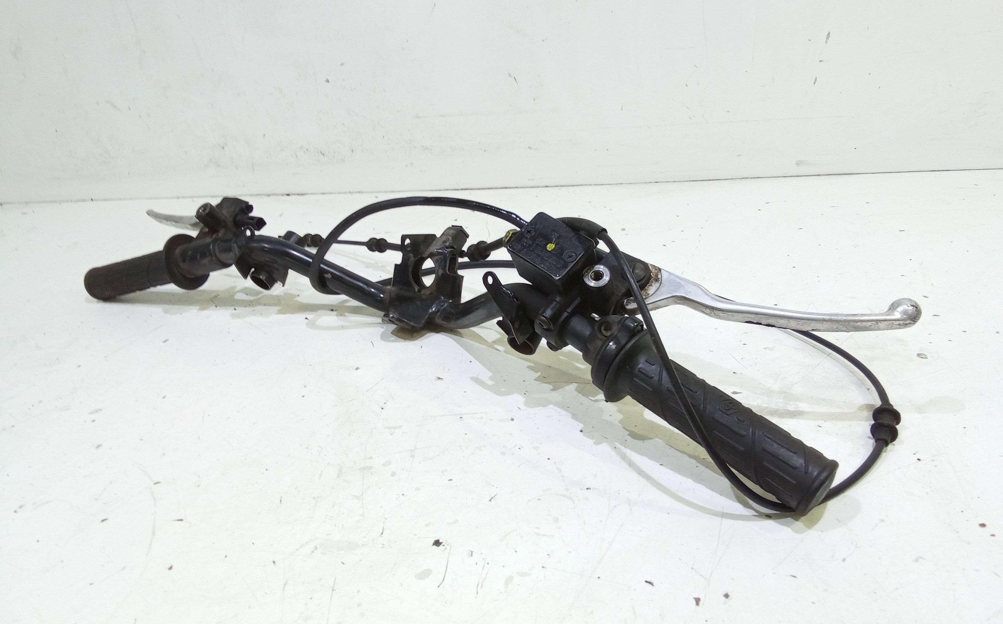 Manubrio PIAGGIO Liberty 200cc RST 4T (04>07)