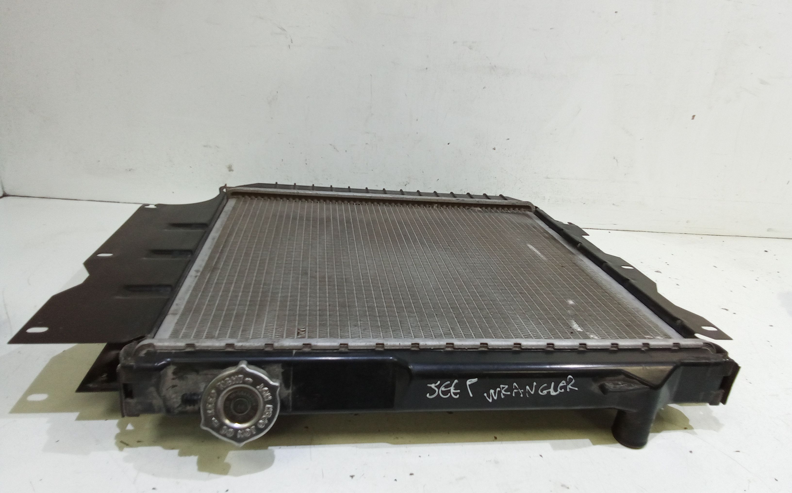 Radiatore acqua JEEP Wrangler 3 Serie