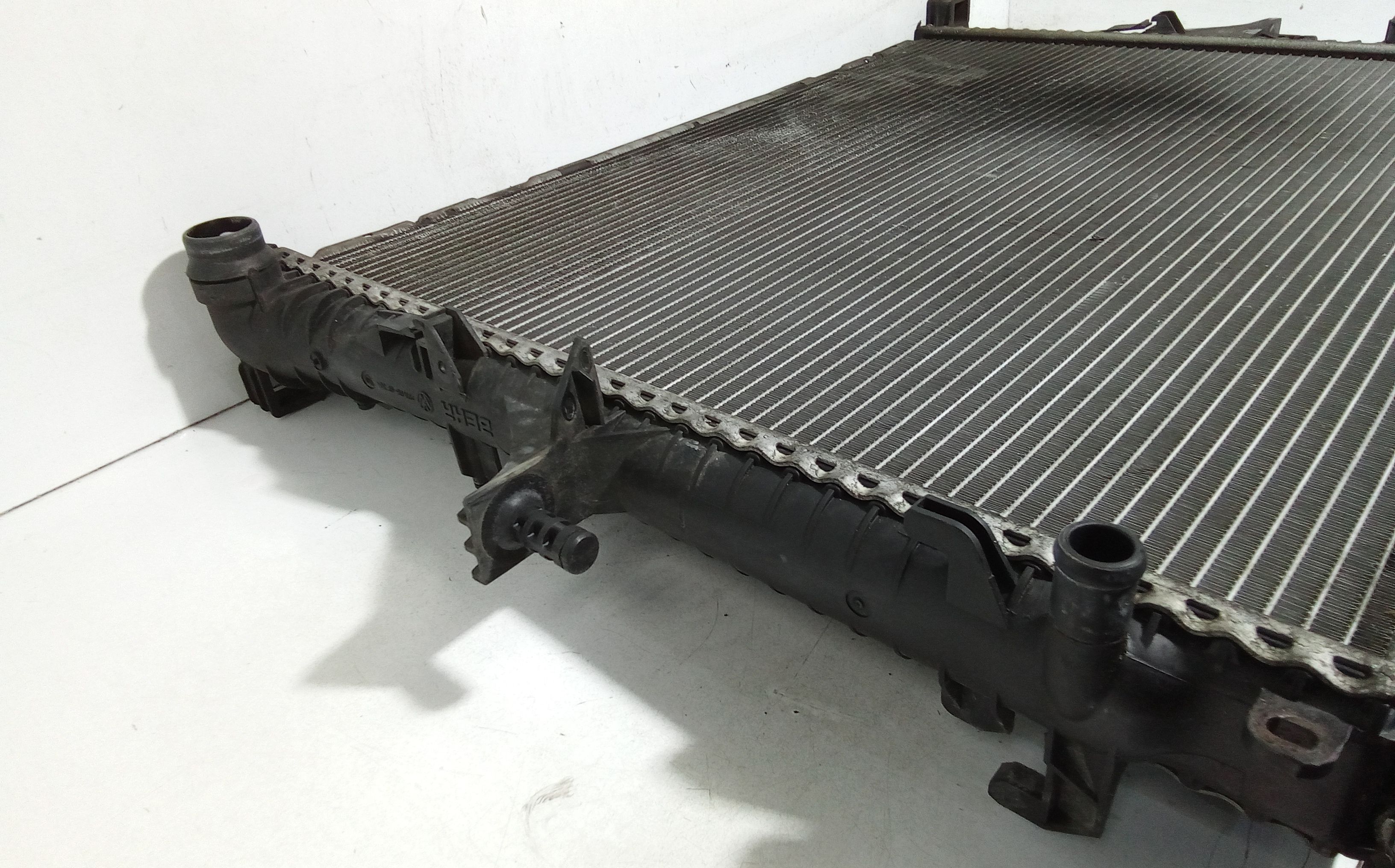 Radiatore acqua VOLKSWAGEN Touareg 1 Serie